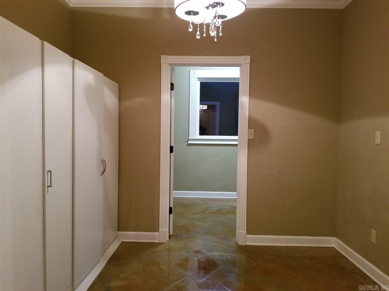 MILLERS CROSSING - Residential Lease