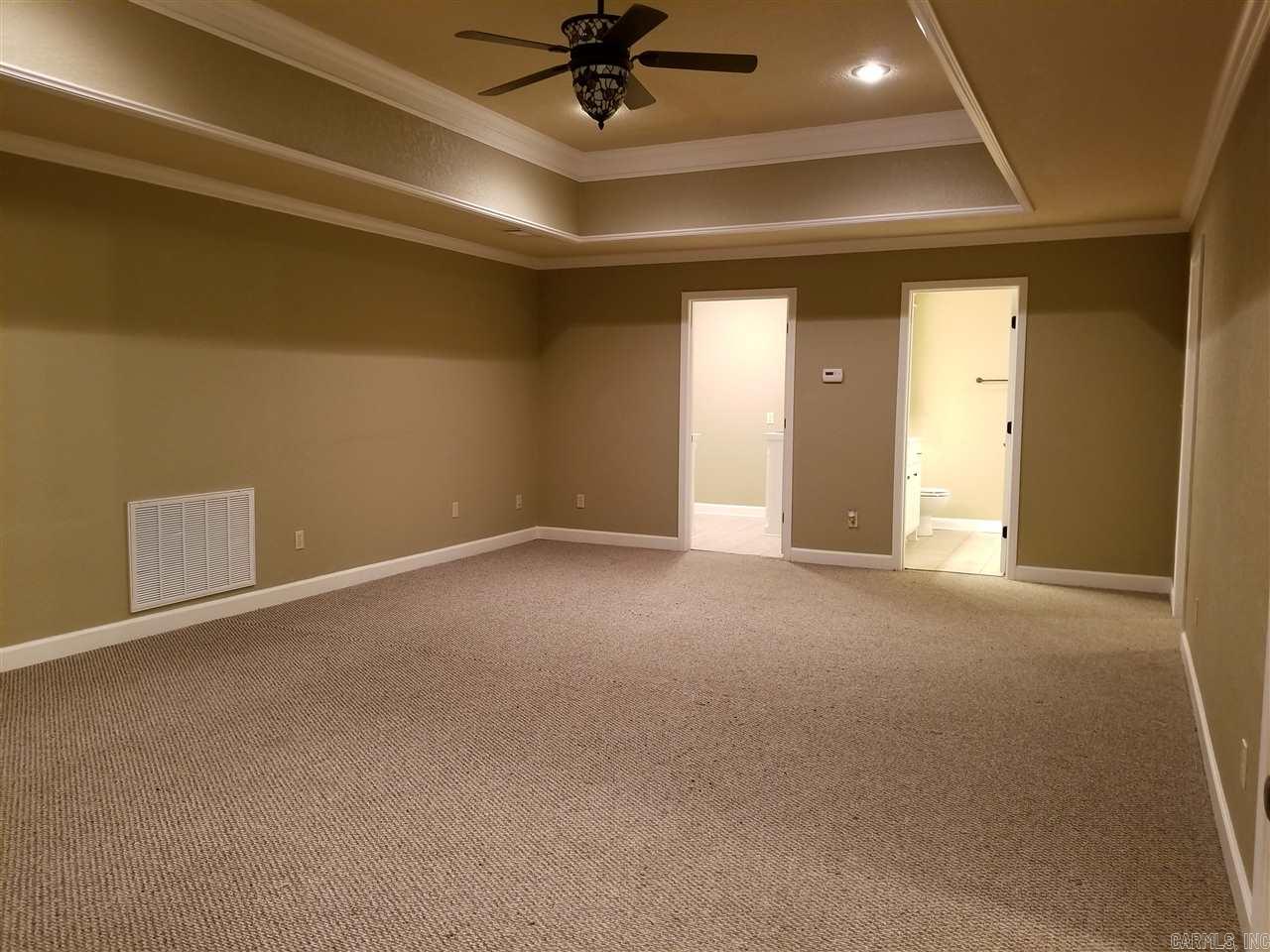 MILLERS CROSSING - Residential Lease