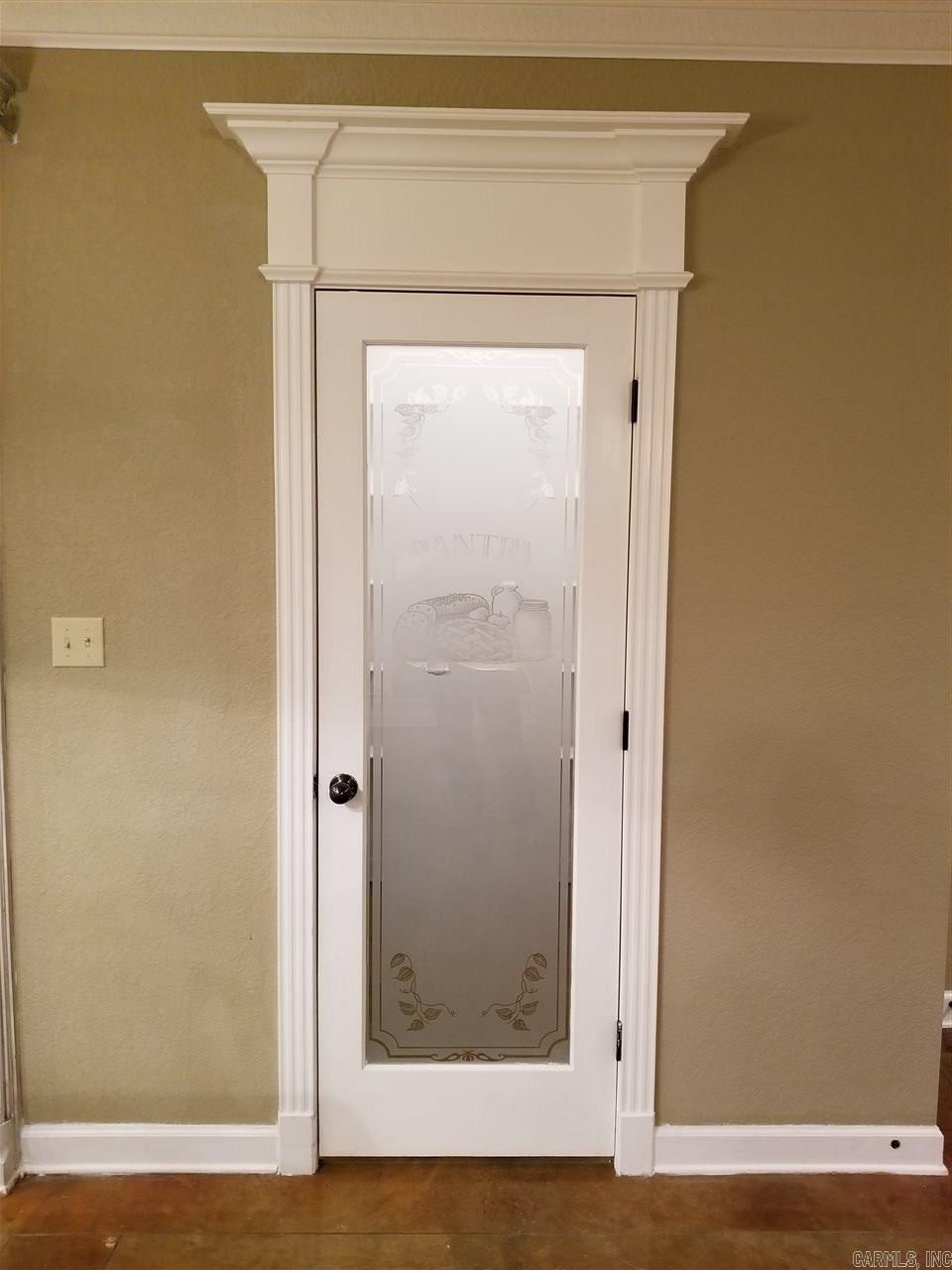 MILLERS CROSSING - Residential Lease