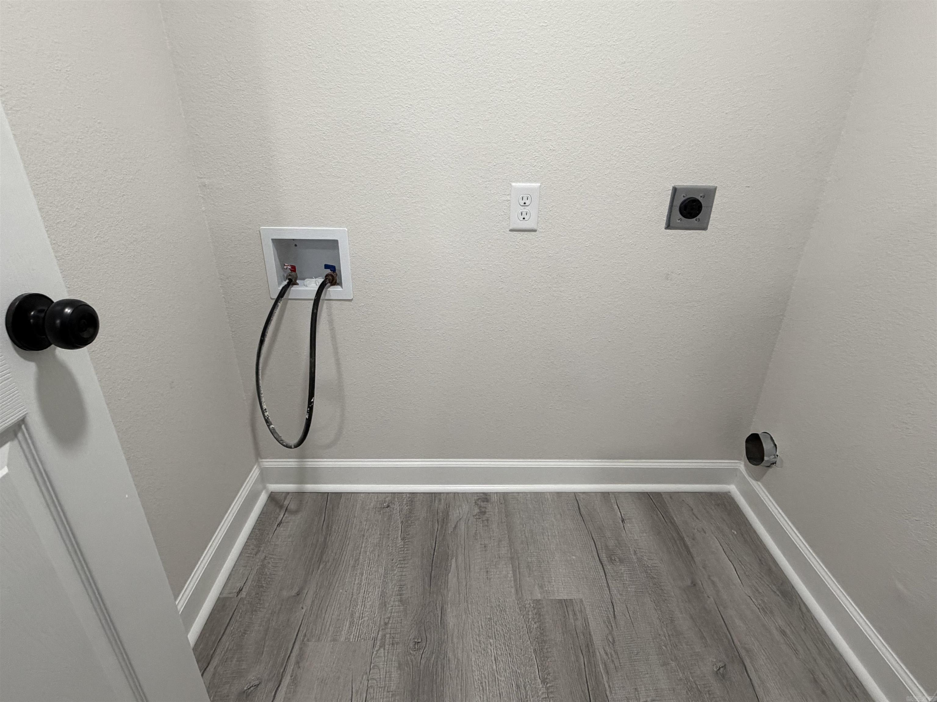 Not in Subdivision - Residential Lease