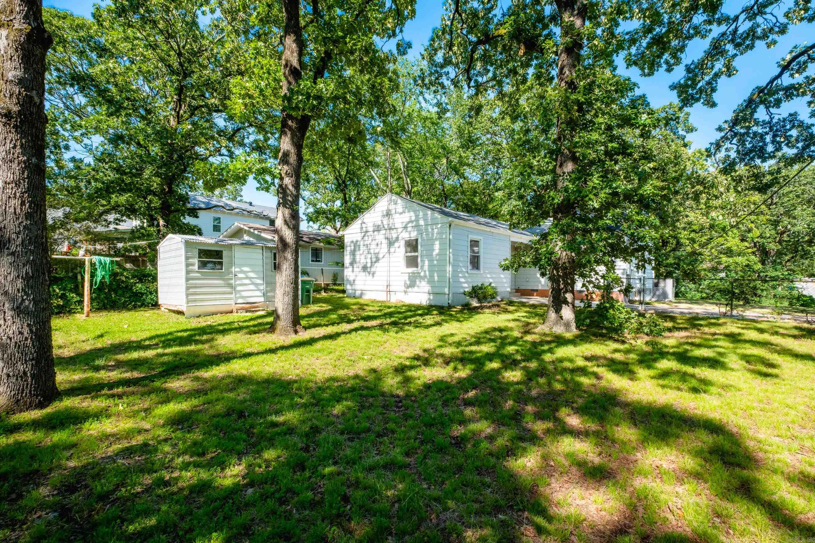 LINCOLN PARK - Residential