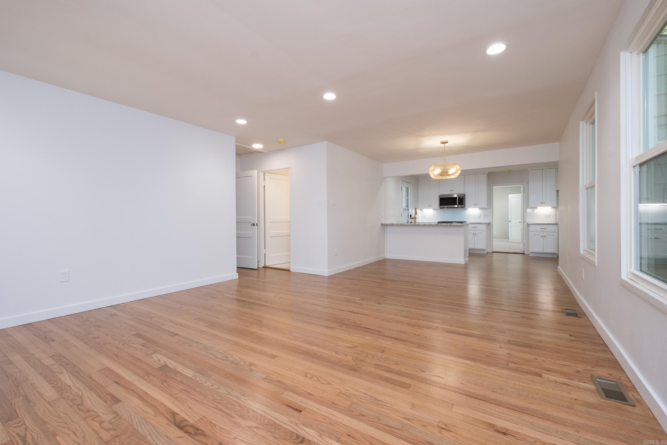 LINCOLN PARK - Residential