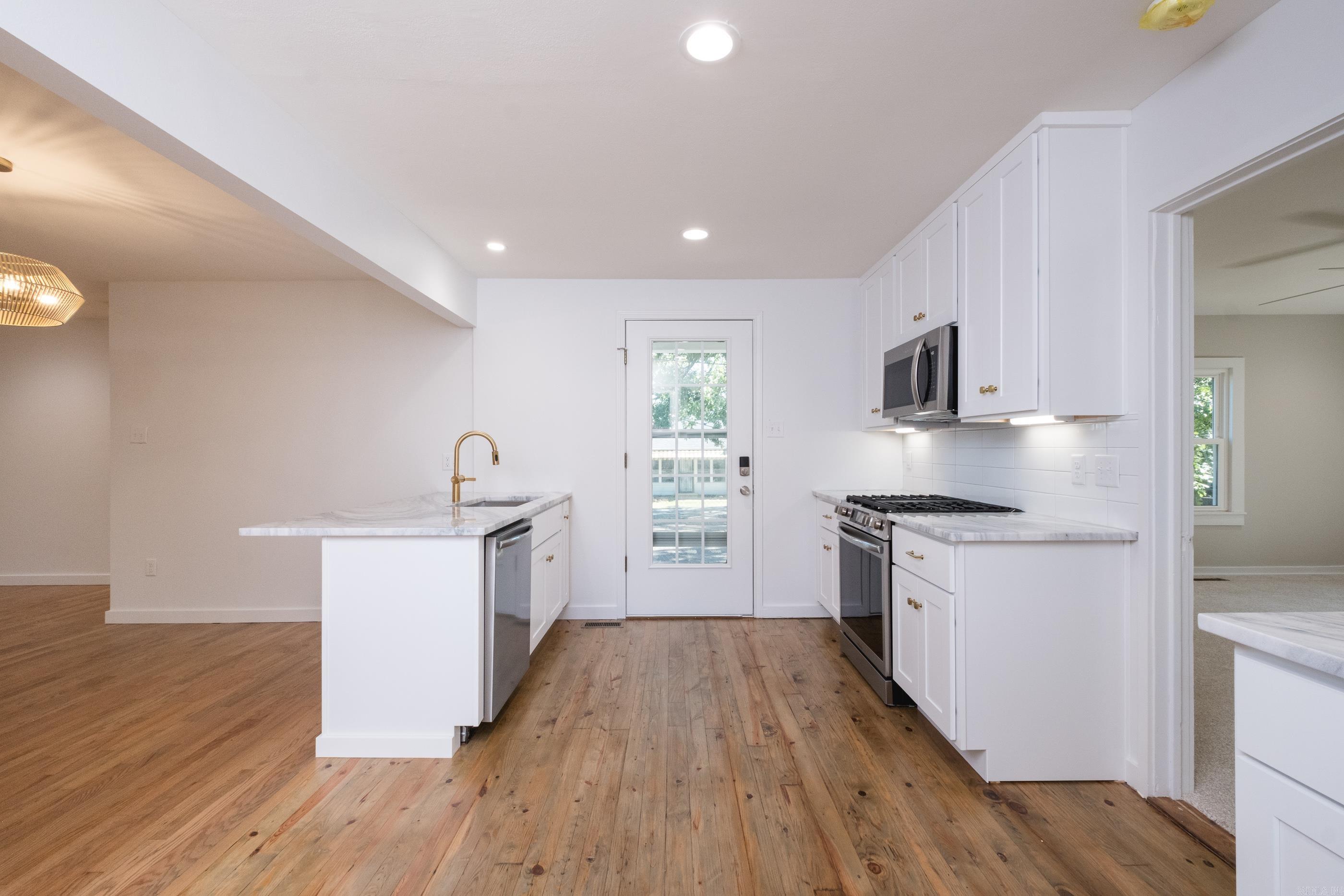 LINCOLN PARK - Residential