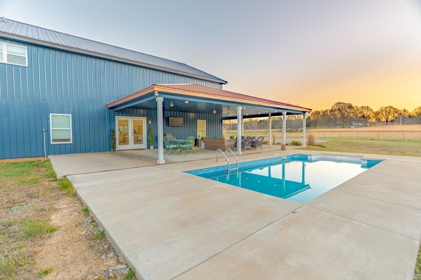 Metes & Bounds - Residential