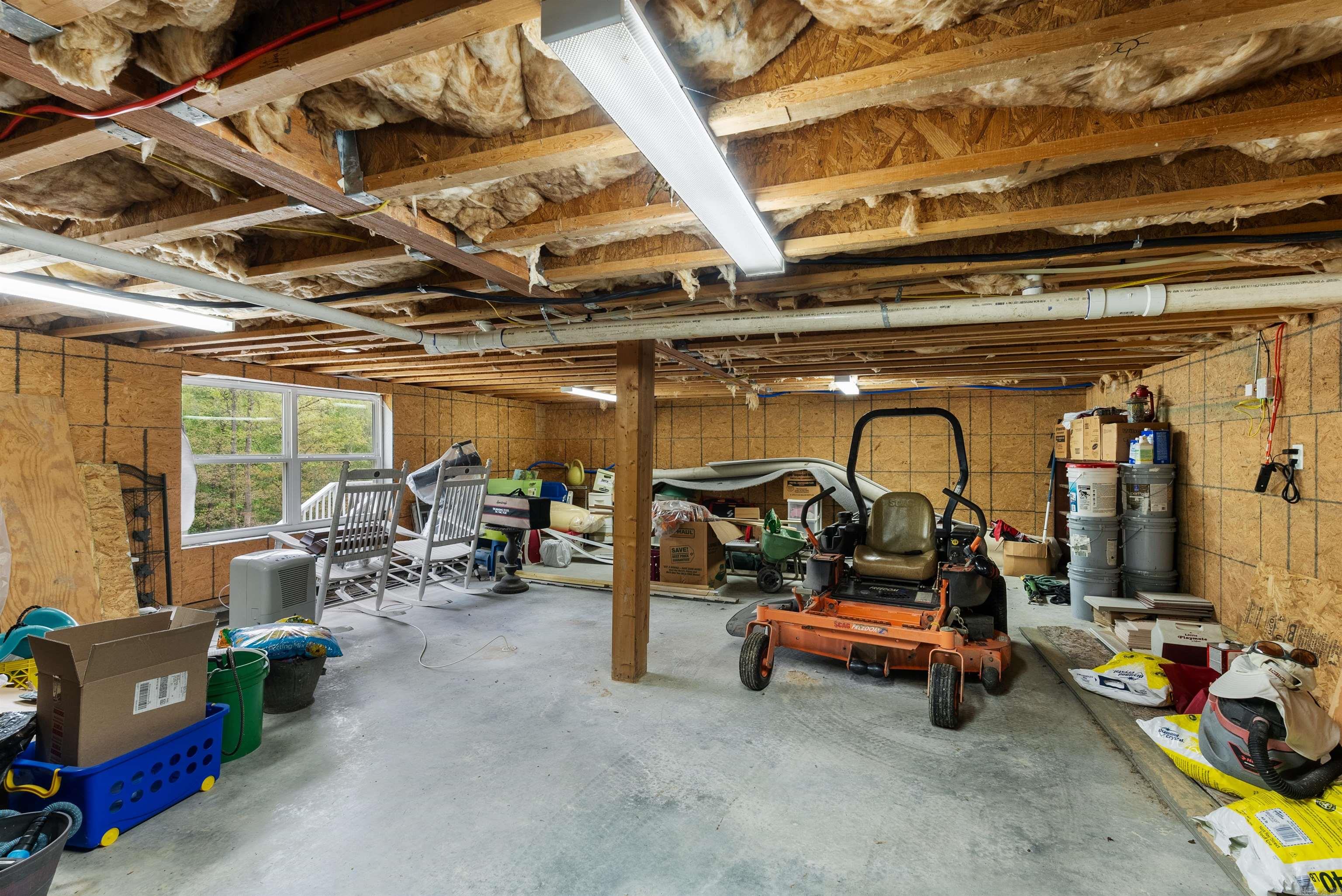 HAWK VALLEY ESTATES I - Residential