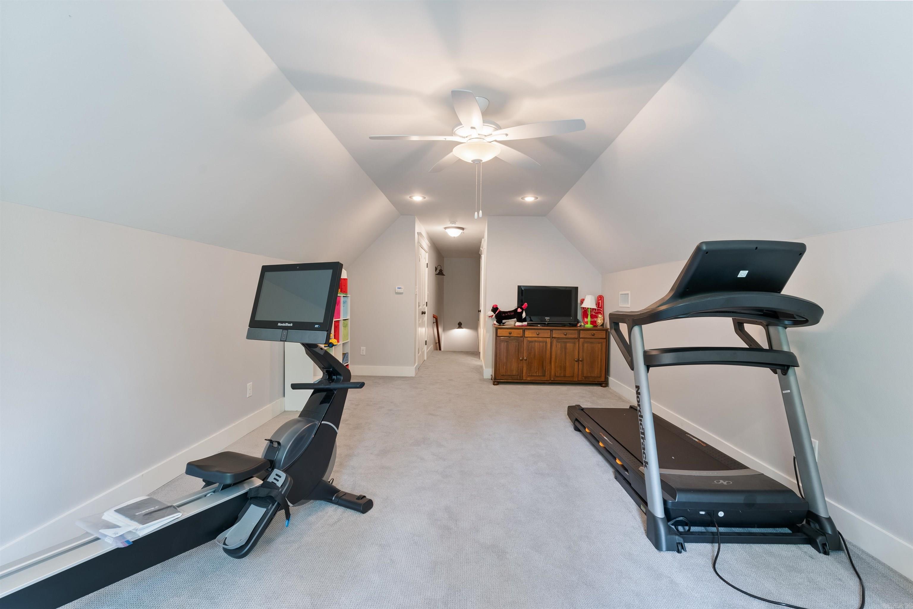 HAWK VALLEY ESTATES I - Residential
