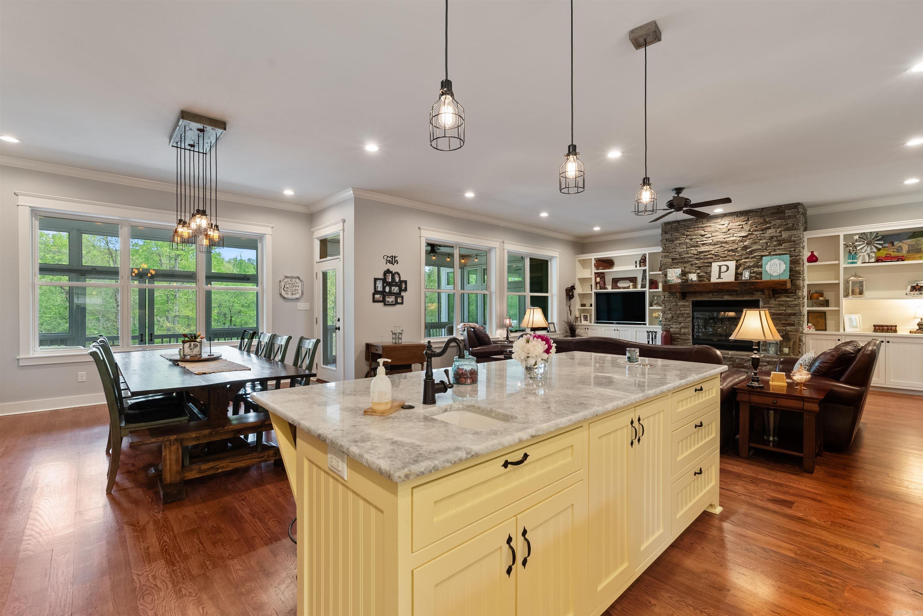 HAWK VALLEY ESTATES I - Residential