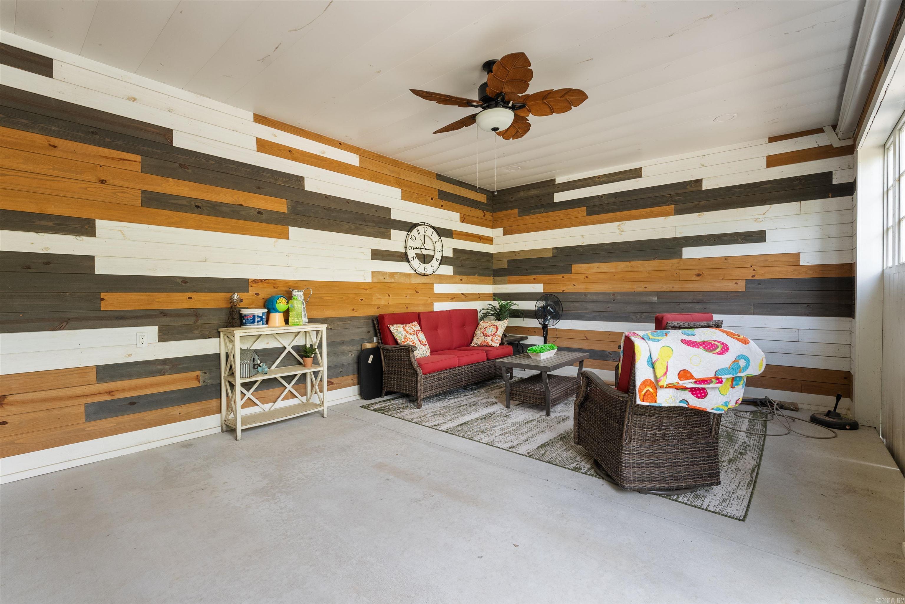 HAWK VALLEY ESTATES I - Residential
