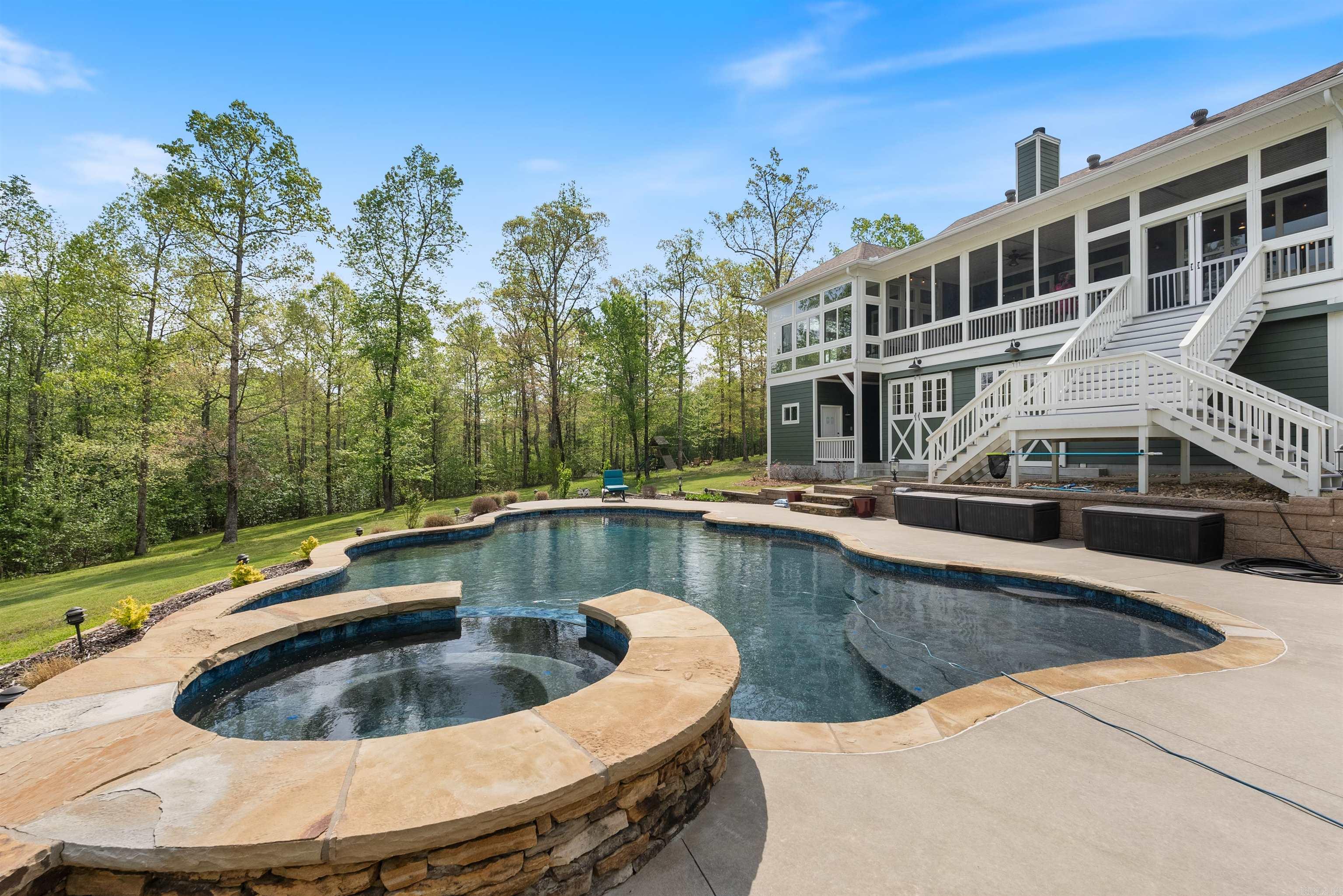 HAWK VALLEY ESTATES I - Residential