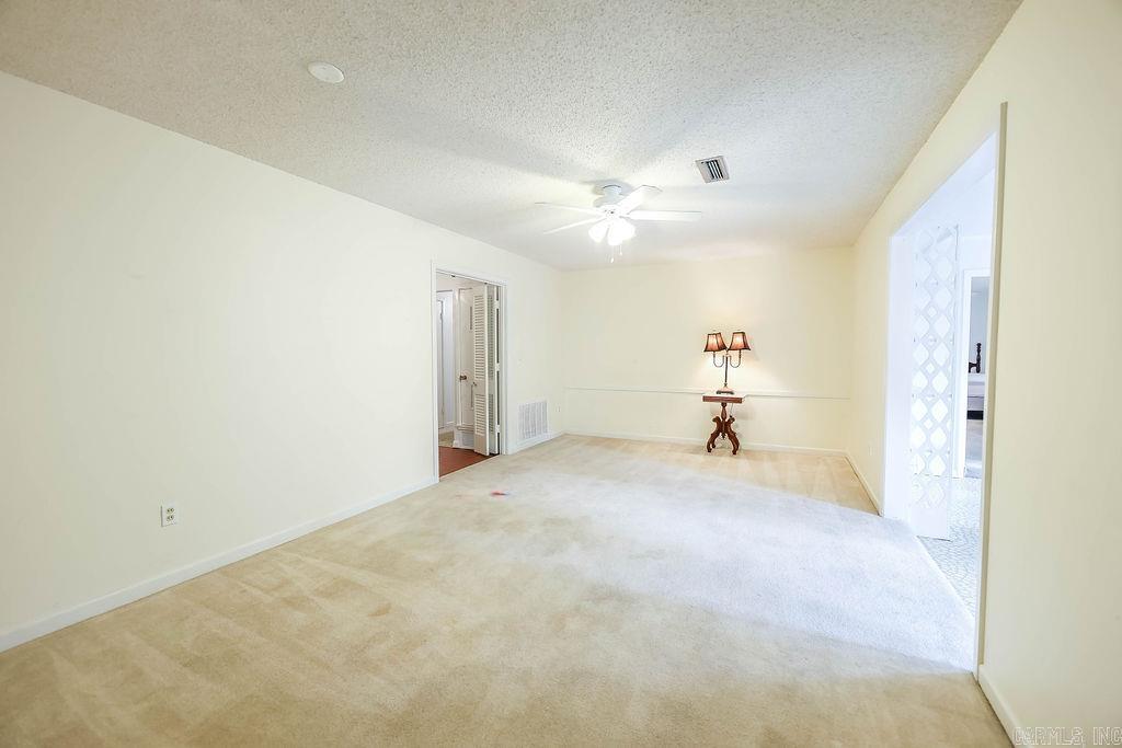 COUNTRY CLUB TERRACE - Residential