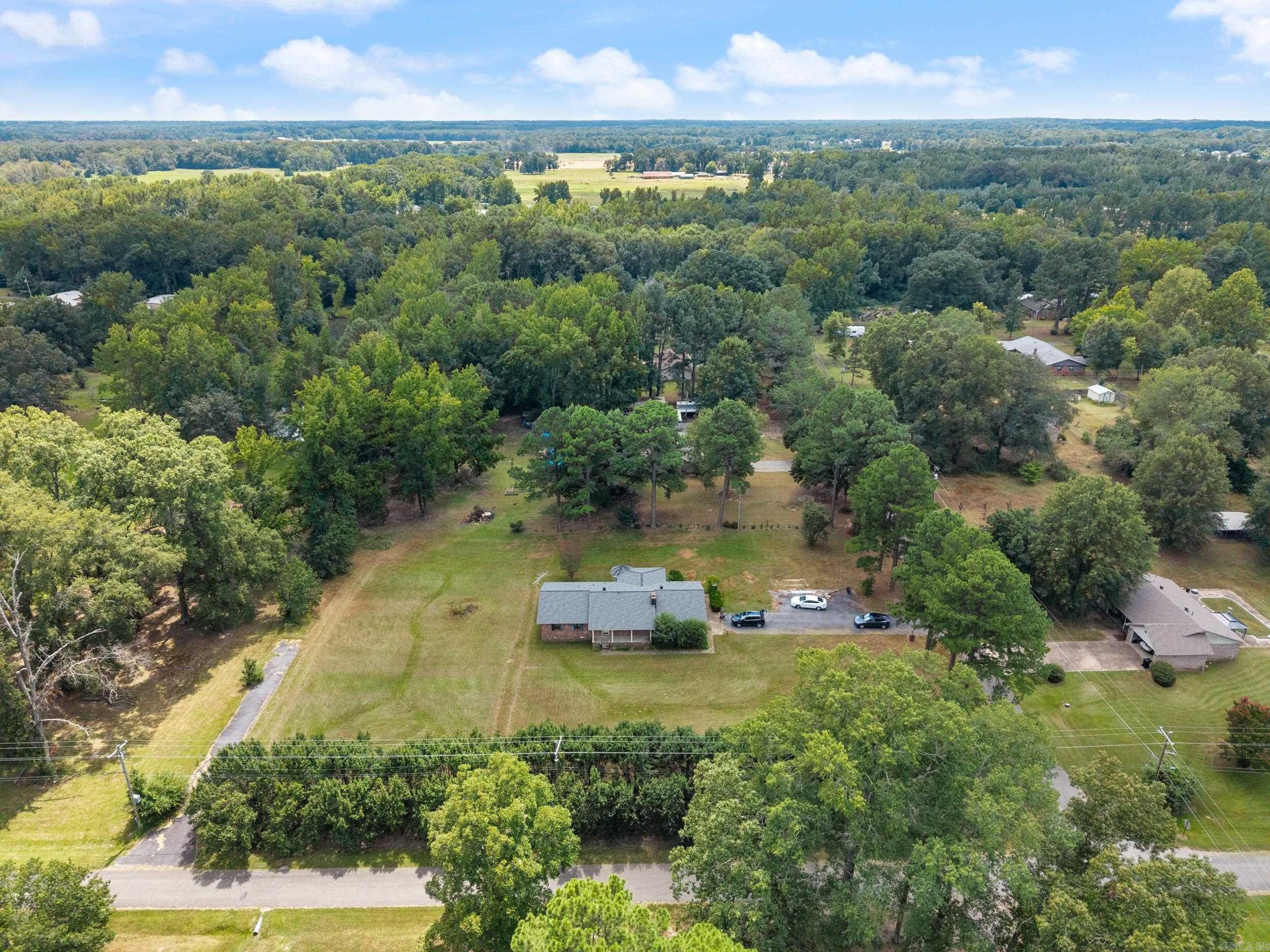 SHADY ACRES - Residential