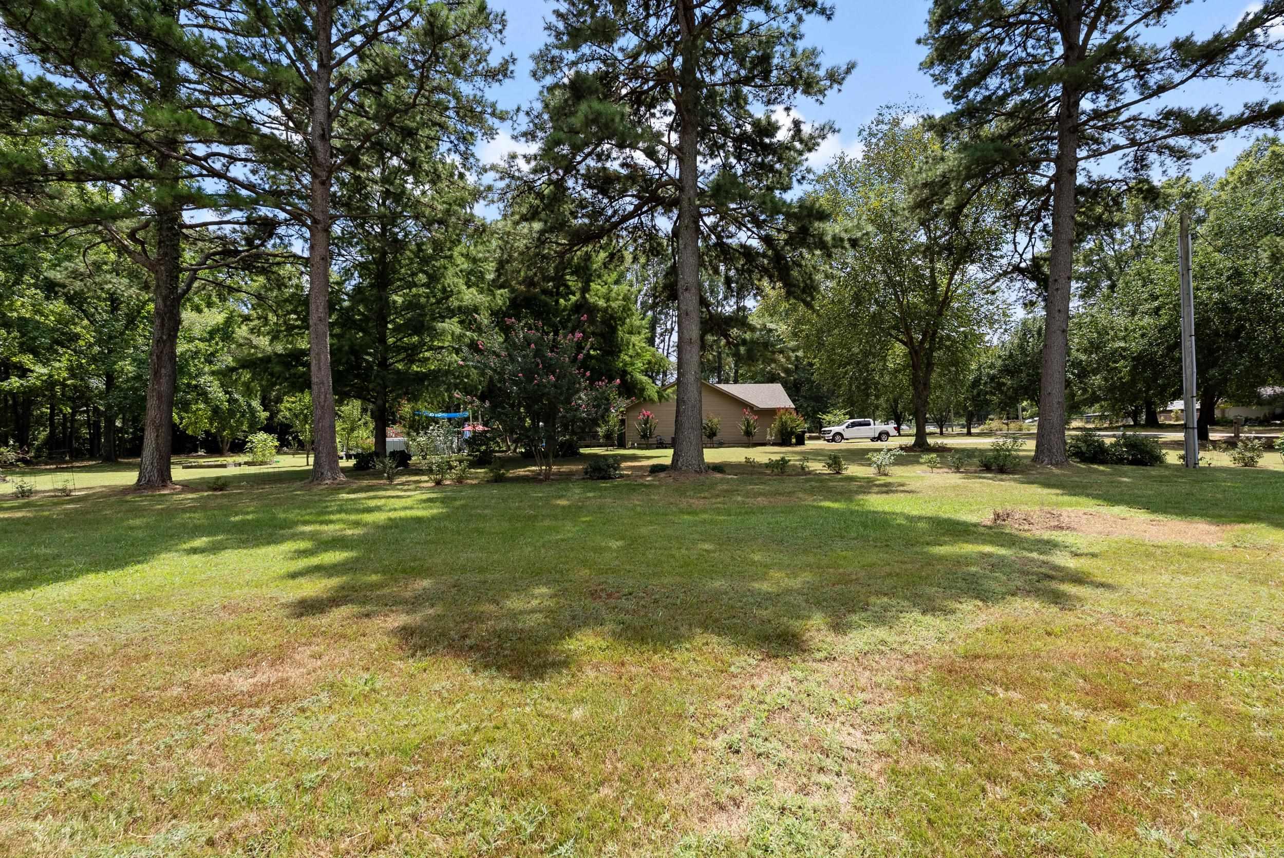 SHADY ACRES - Residential