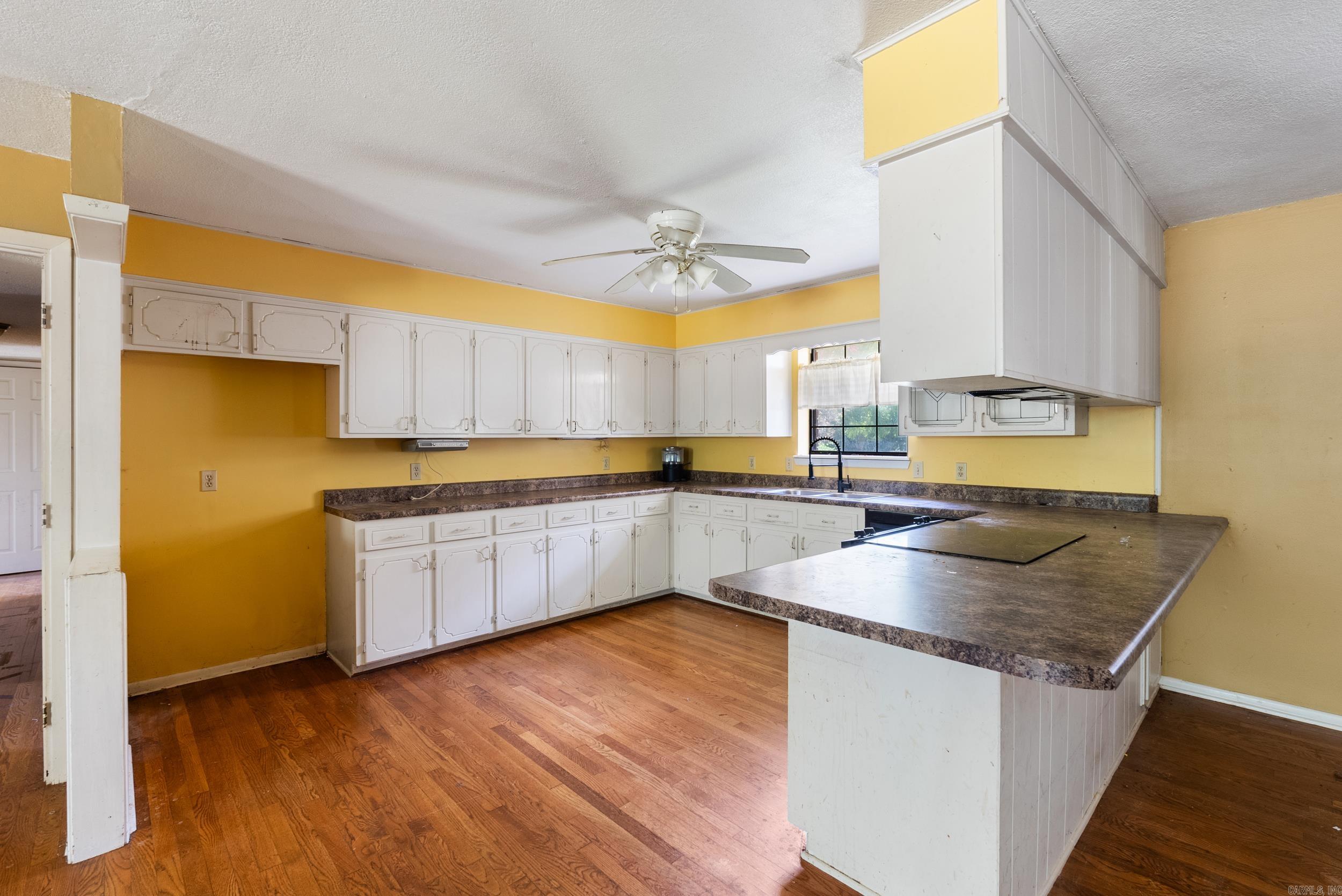 SHADY ACRES - Residential