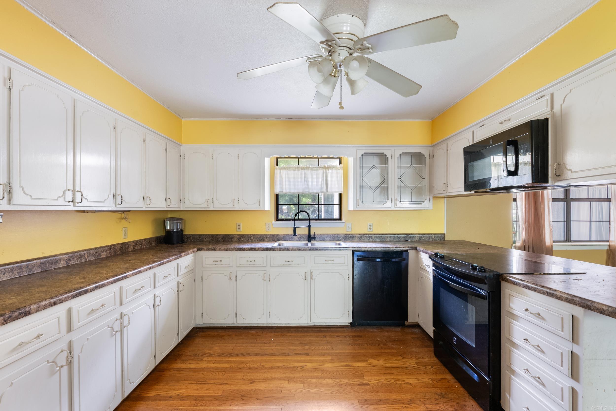 SHADY ACRES - Residential