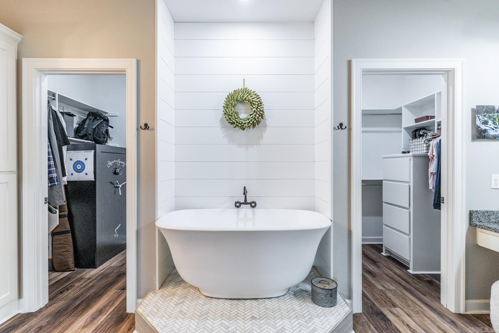 GREYSTONE - Residential