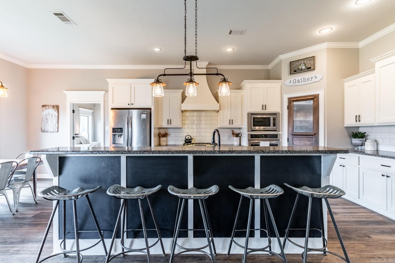 GREYSTONE - Residential