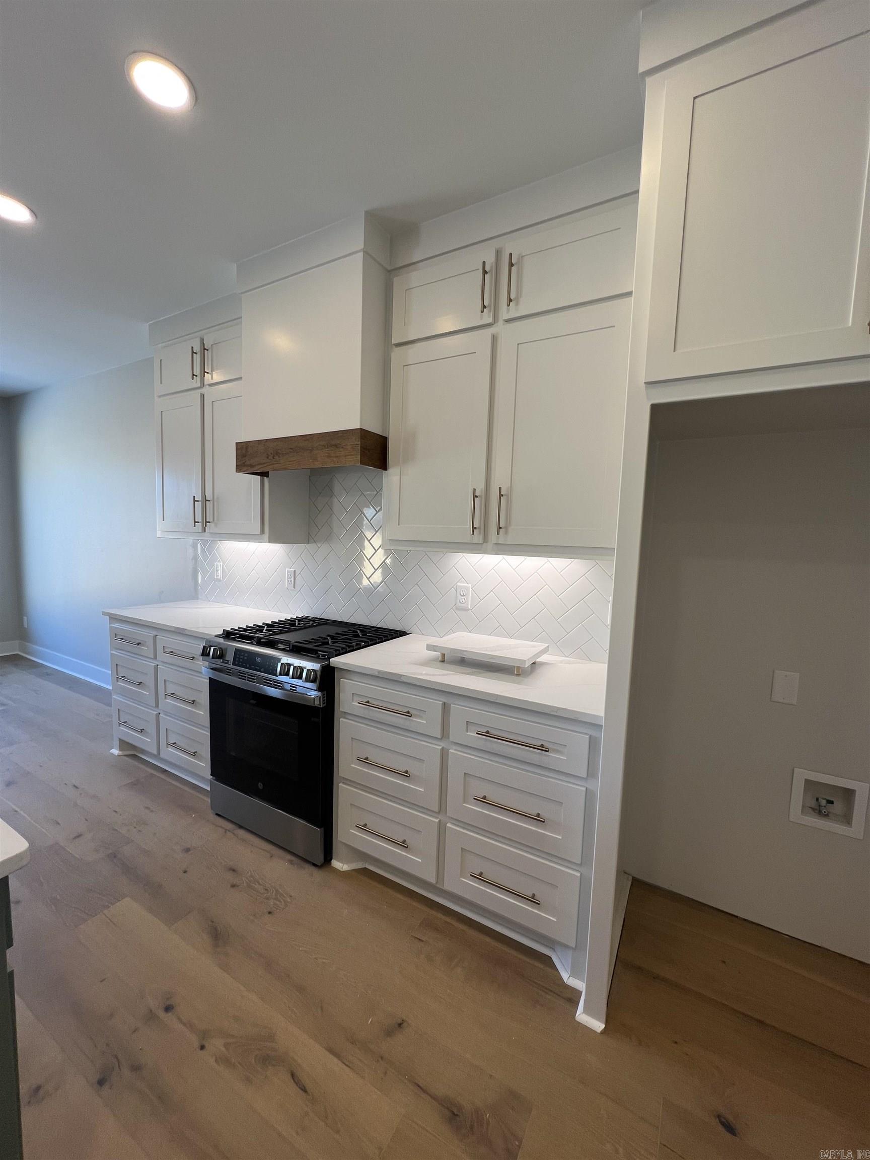 SPENCER CROSSING LLC - Residential