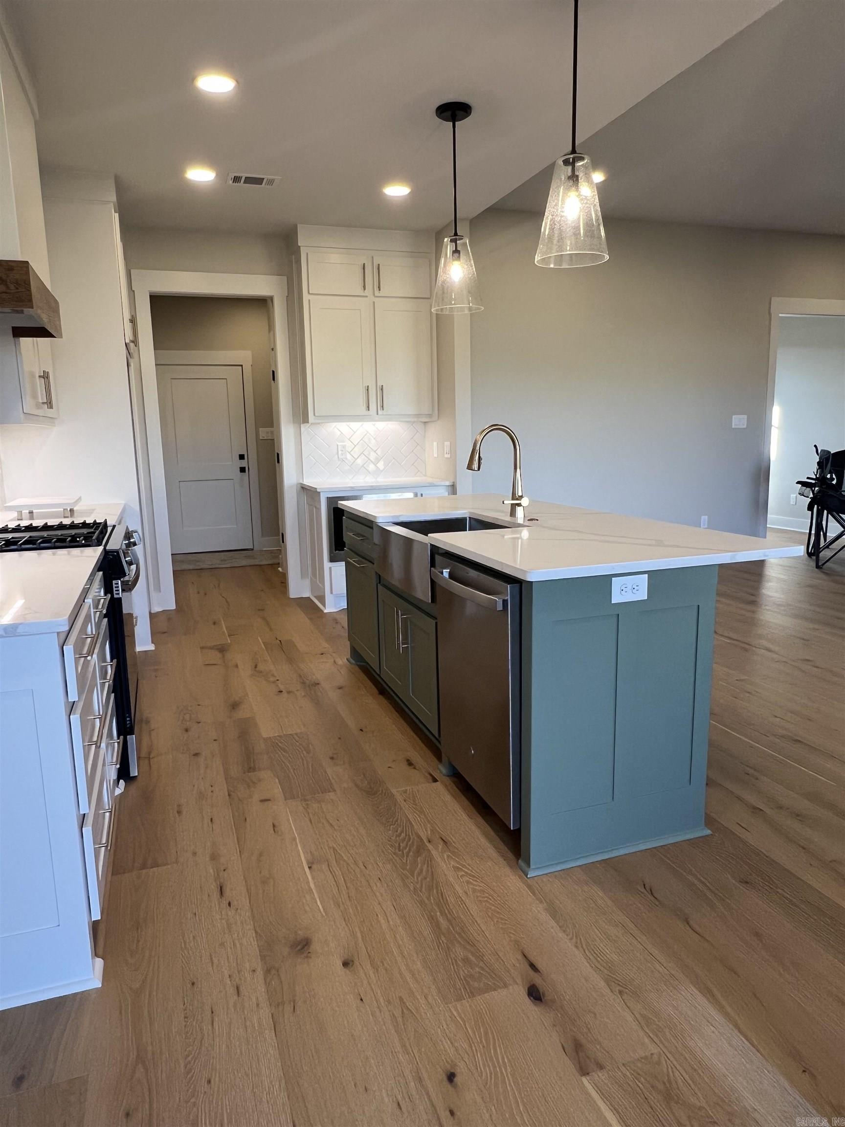 SPENCER CROSSING LLC - Residential