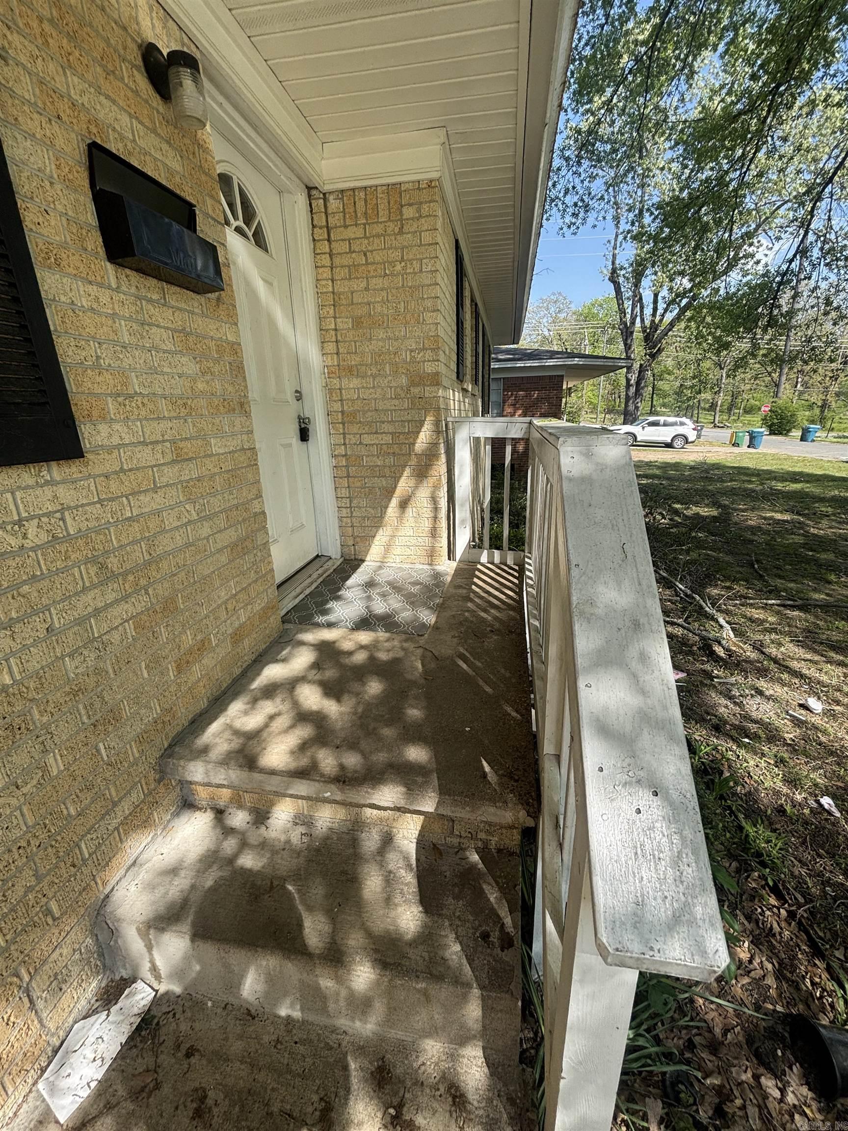 INTERURBAN HGTS - Residential