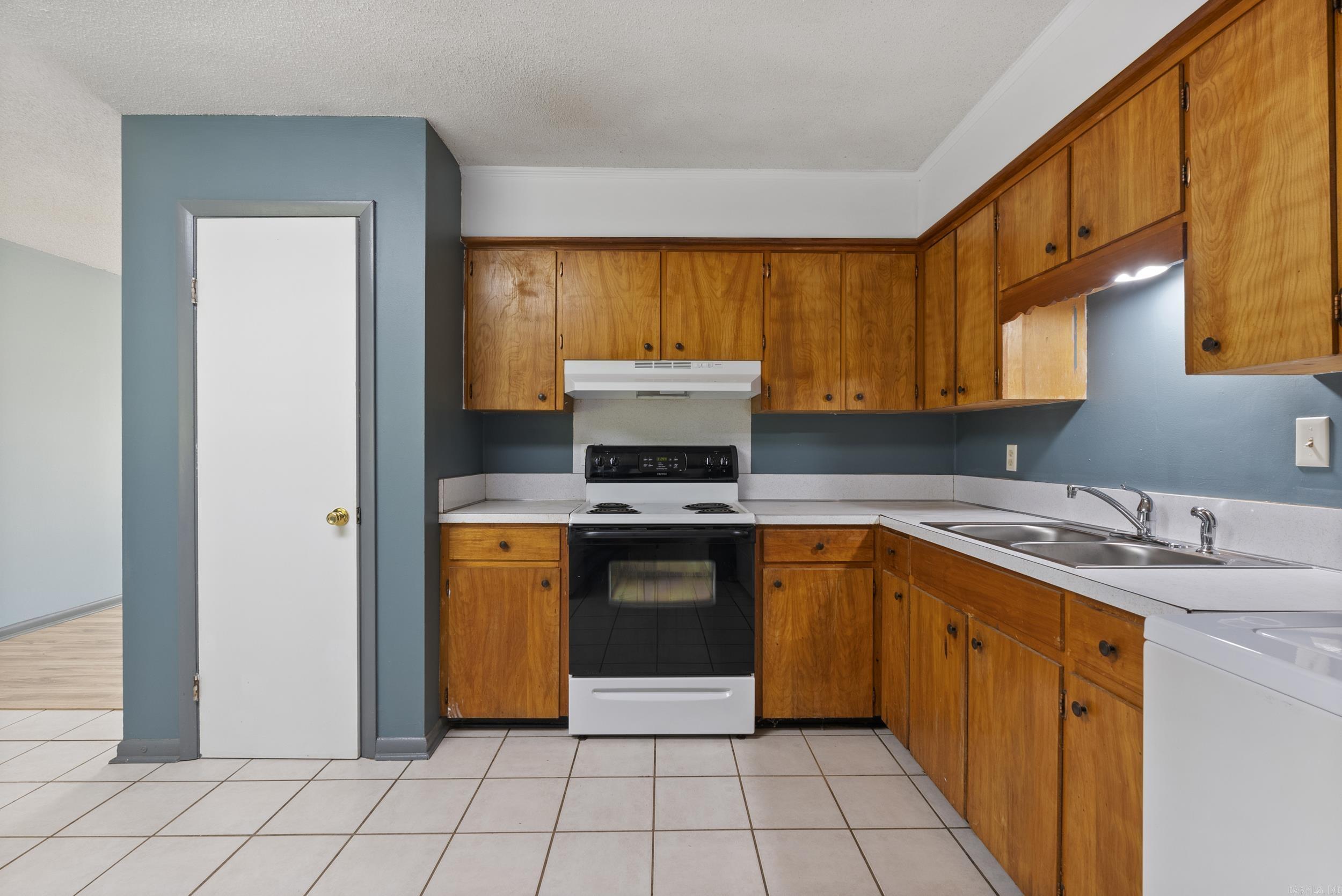 WESTWOOD GARDENS - Residential