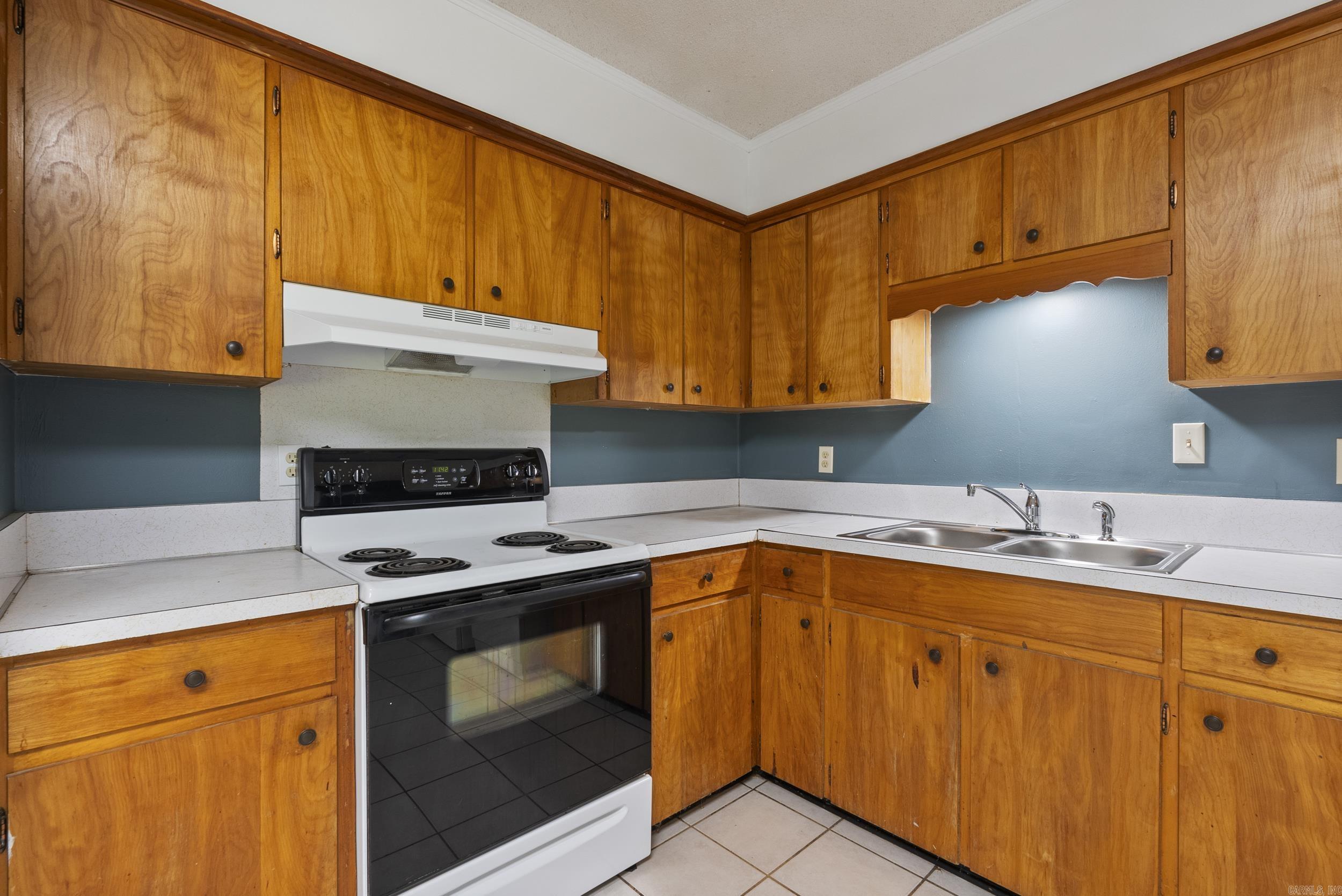 WESTWOOD GARDENS - Residential