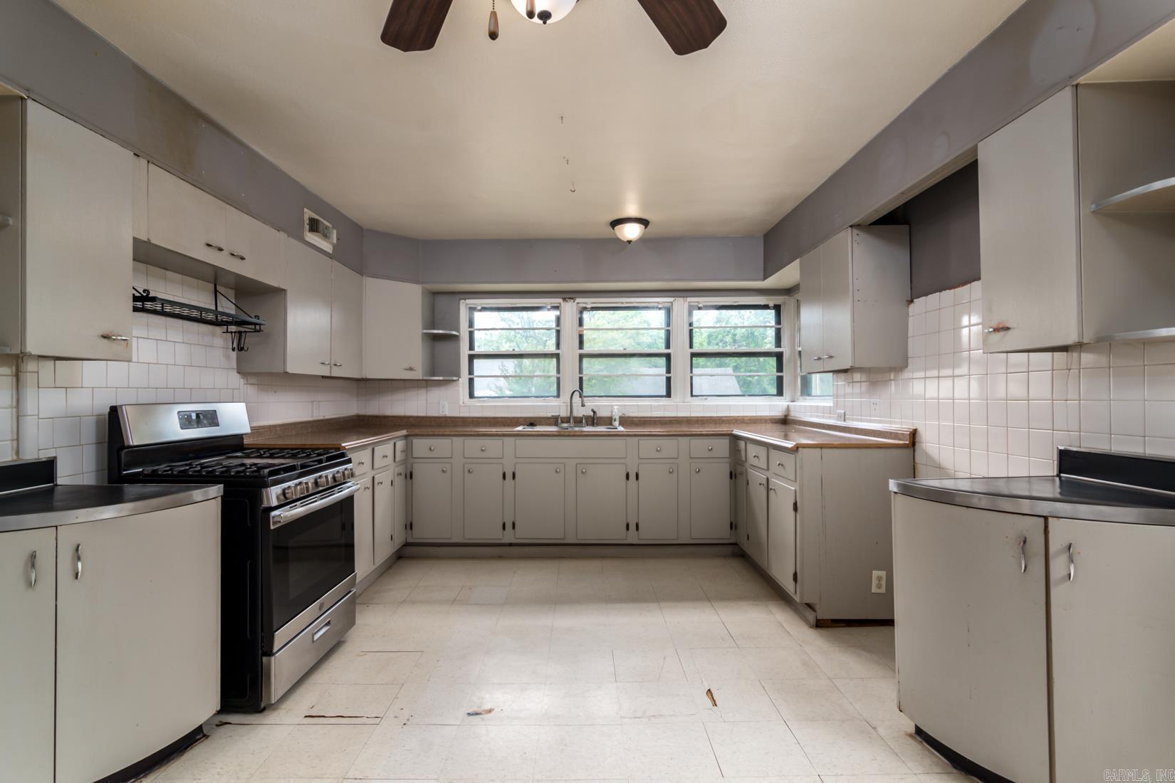 Johnson SJ - Residential