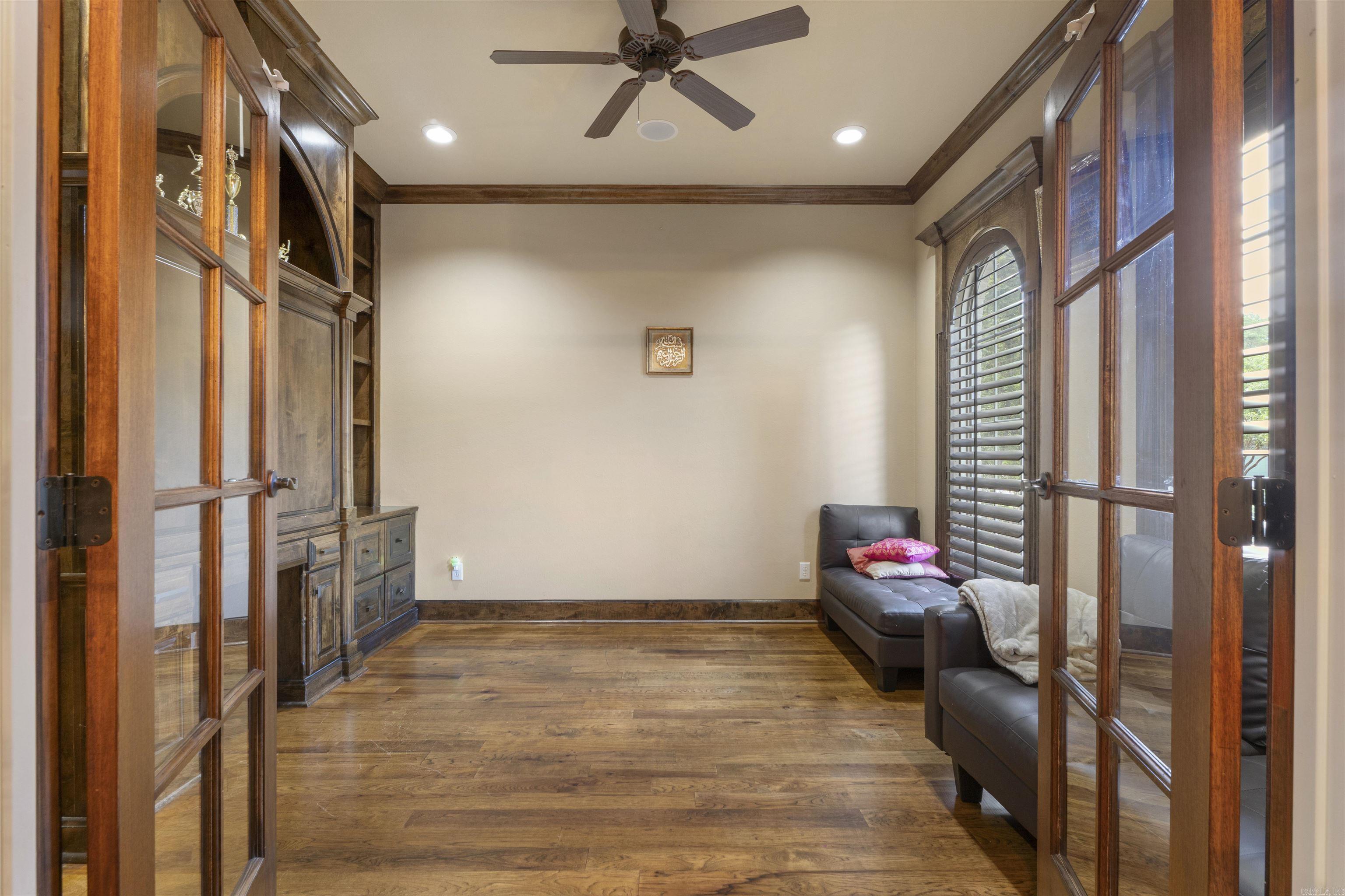 THE VILLAGES OF WELLINGTON - Residential