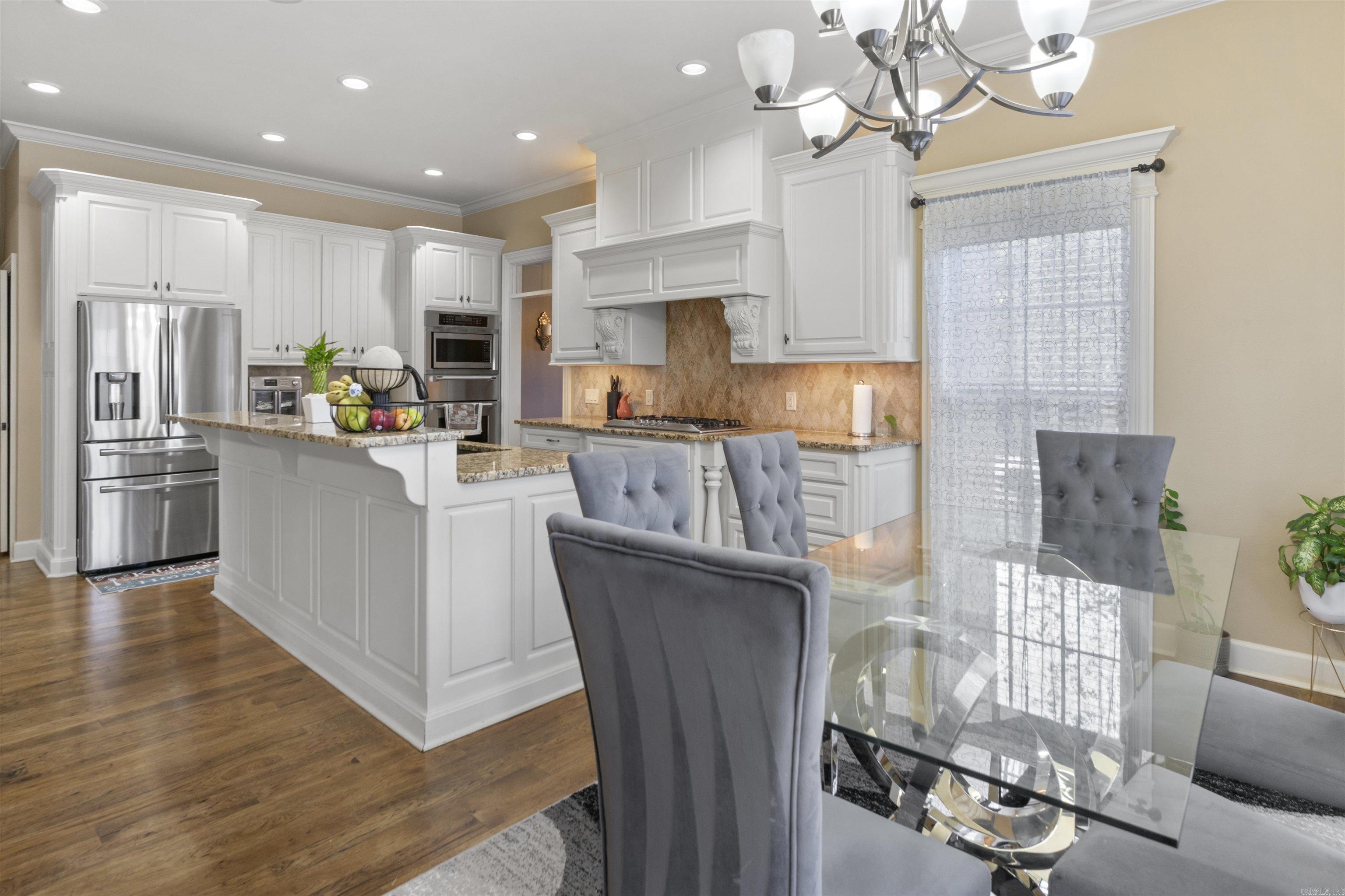 THE VILLAGES OF WELLINGTON - Residential