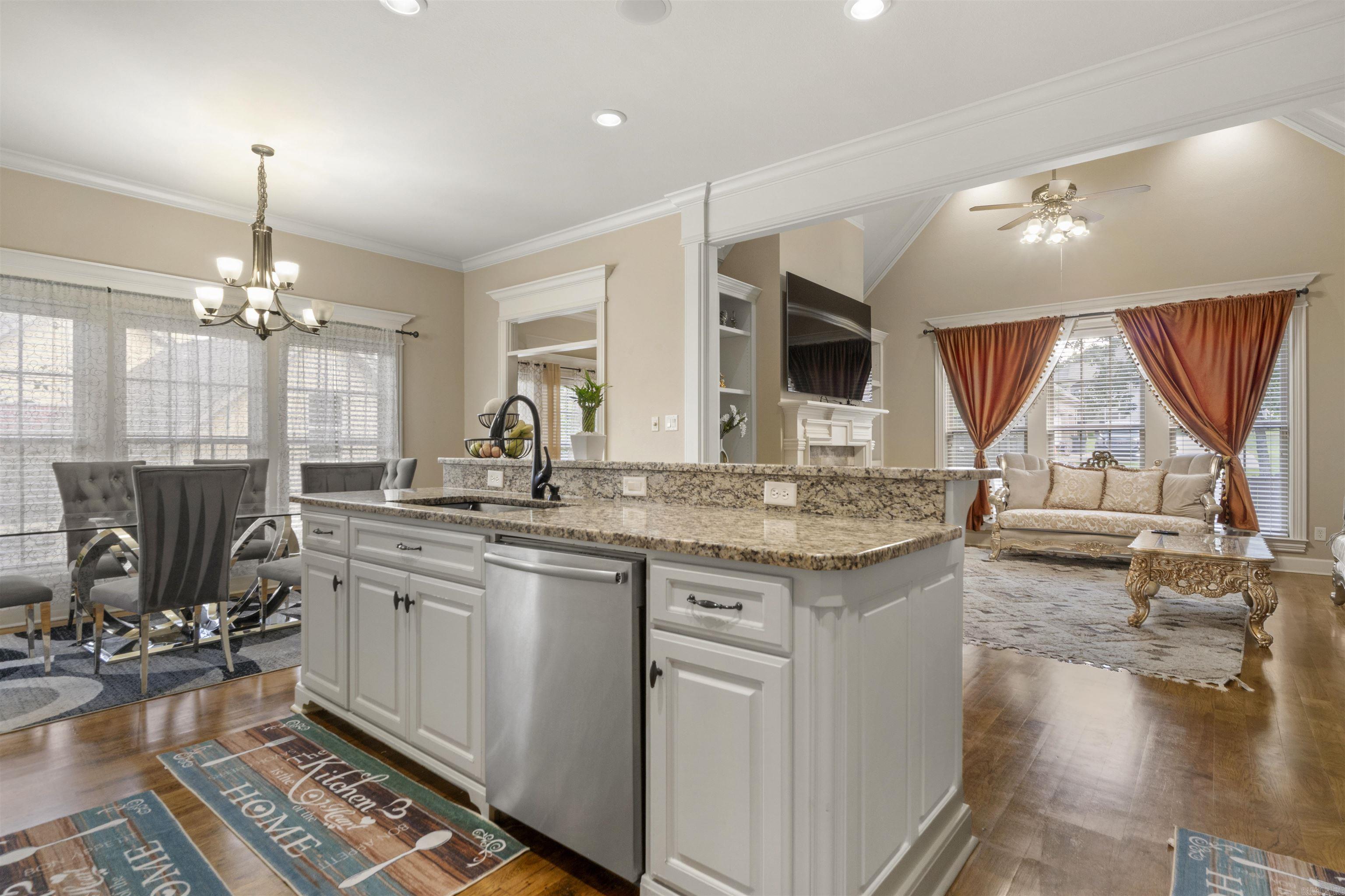 THE VILLAGES OF WELLINGTON - Residential