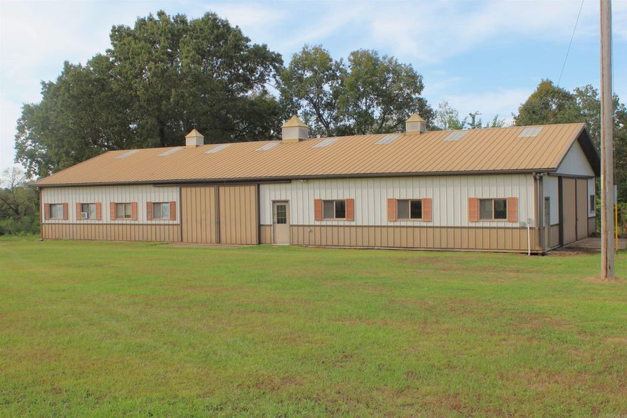 27.8 acres off of Hwy 356 in Bee Branch.  96X42 metal shop with 1 bed 1 bath apartment. Acreage is mostly wooded with a cleared spot in front of the shop.  Just a 20-minute drive to Greers Ferry Lake. This property would be great for a weekend getaway, hunting land, or live in the apartment while you build your dream home. Shop is plenty big to store the toys.  So many possibilities.