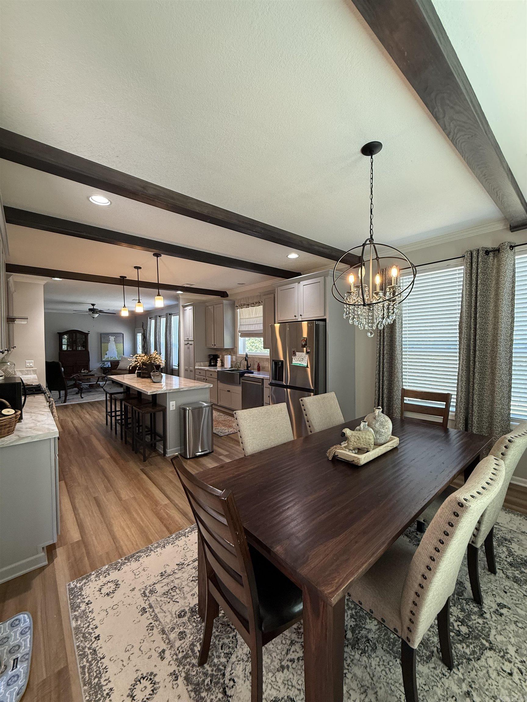 HIDDEN VALLEY - Residential