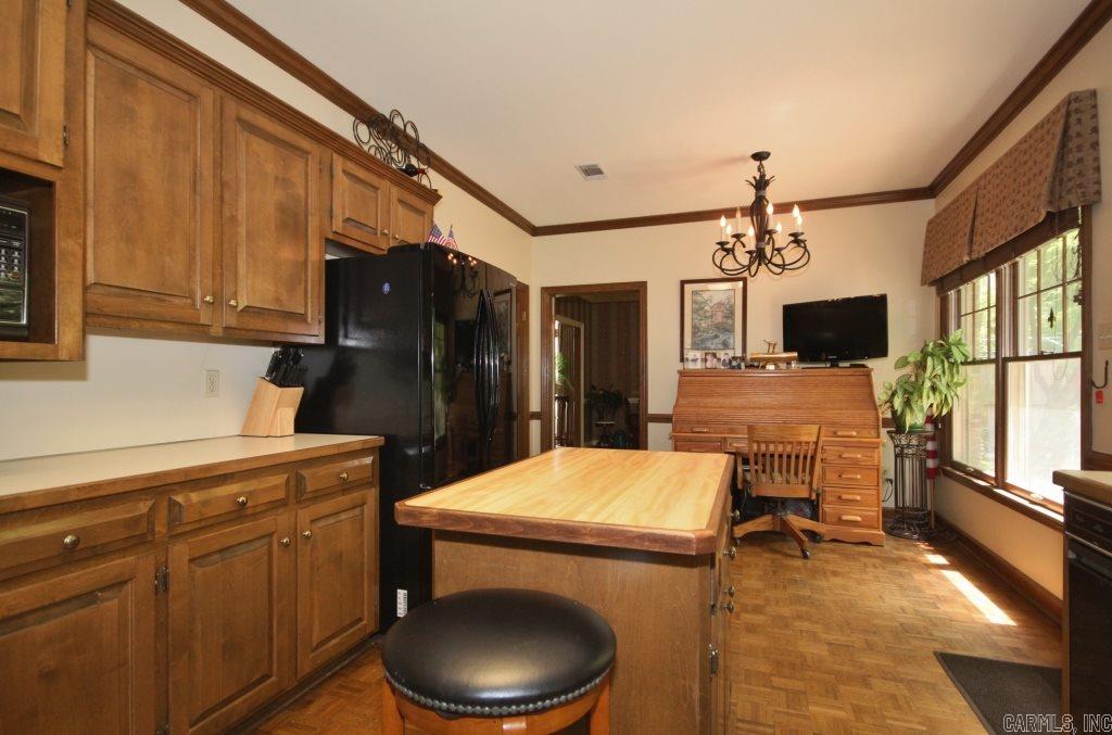 PLEASANT VALLEY MANOR - Residential