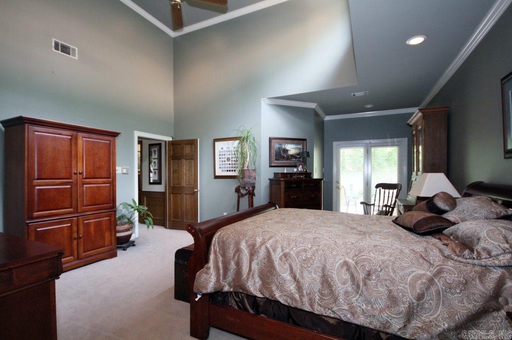 PLEASANT VALLEY MANOR - Residential