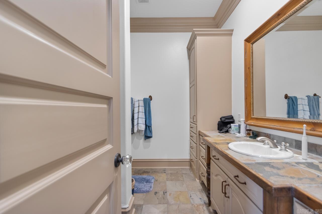 VALLEY FALLS ESTATES - Residential