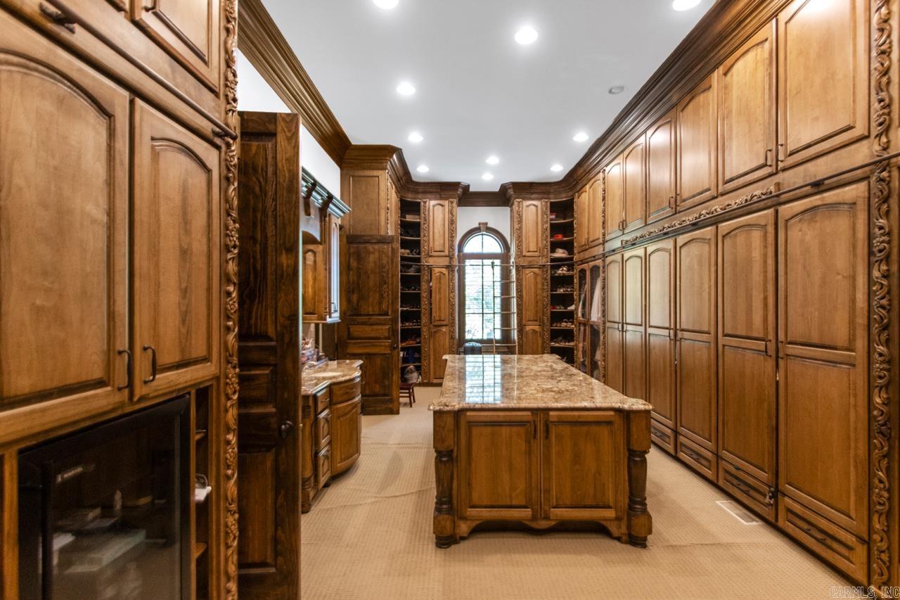 VALLEY FALLS ESTATES - Residential