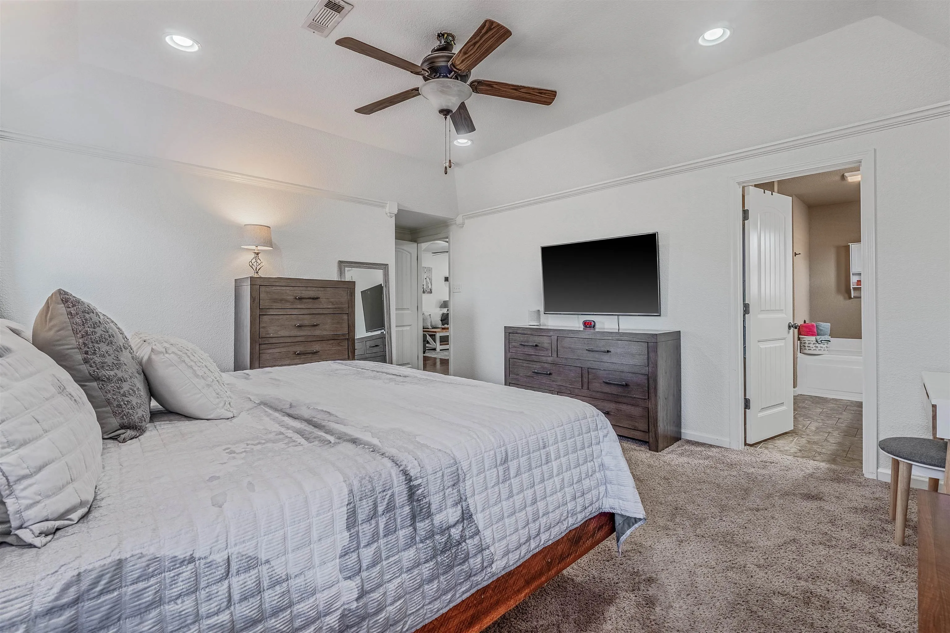 North Little Rock, Arkansas 72117, United States, 4 Bedrooms Bedrooms, ,2 BathroomsBathrooms,Residential,Pending,18737