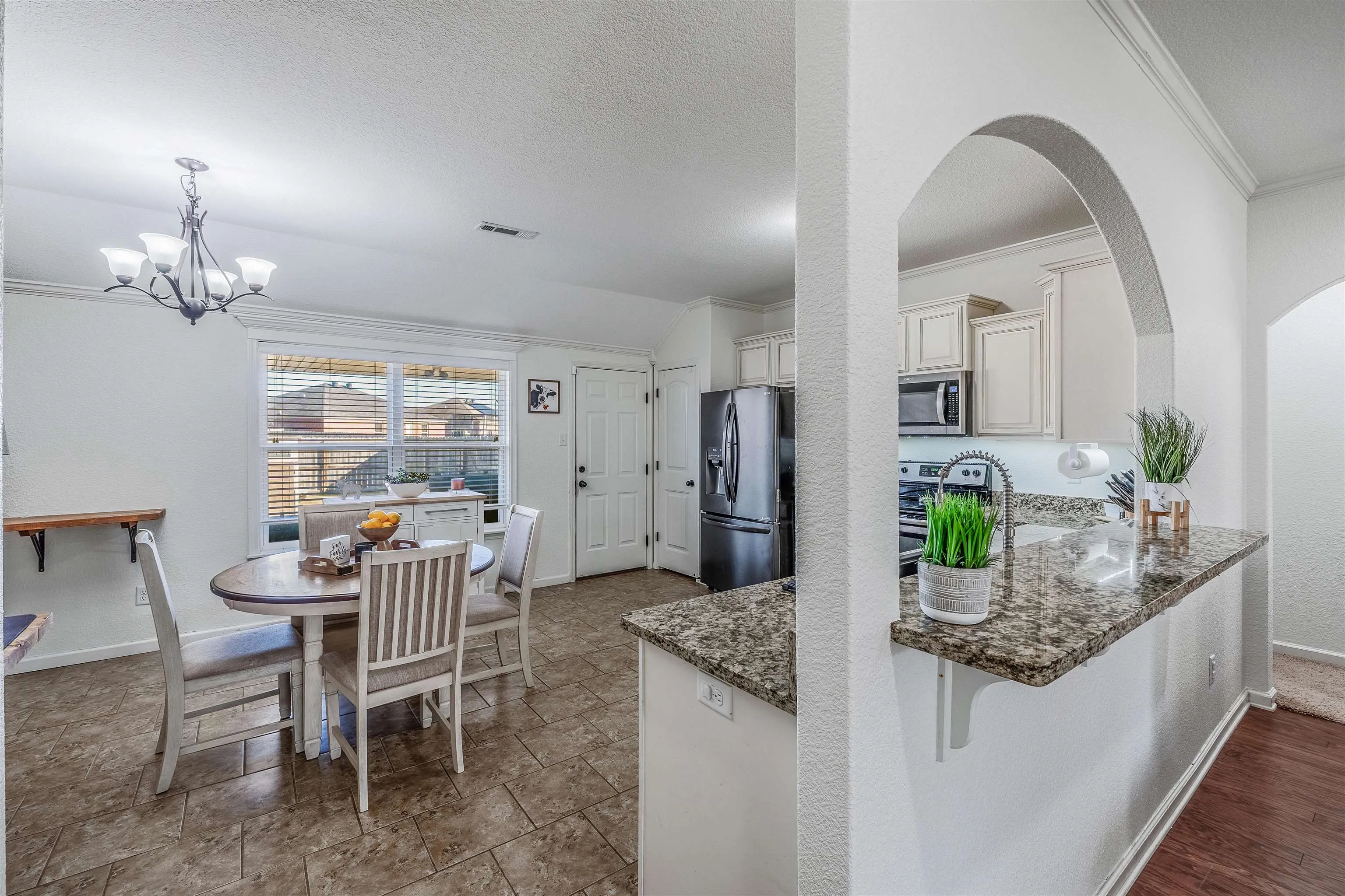 North Little Rock, Arkansas 72117, United States, 4 Bedrooms Bedrooms, ,2 BathroomsBathrooms,Residential,Pending,18737