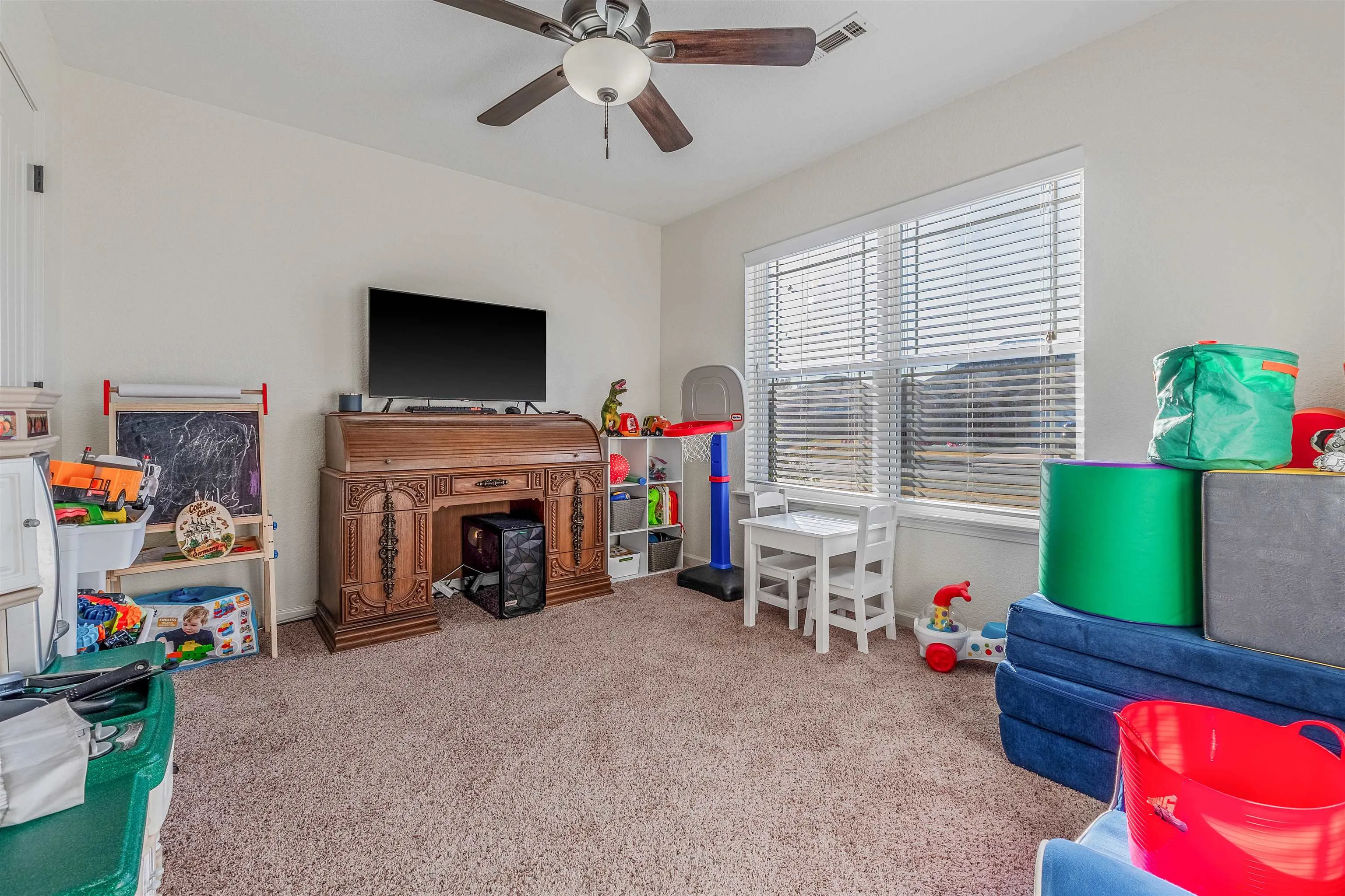 North Little Rock, Arkansas 72117, United States, 4 Bedrooms Bedrooms, ,2 BathroomsBathrooms,Residential,Pending,18737