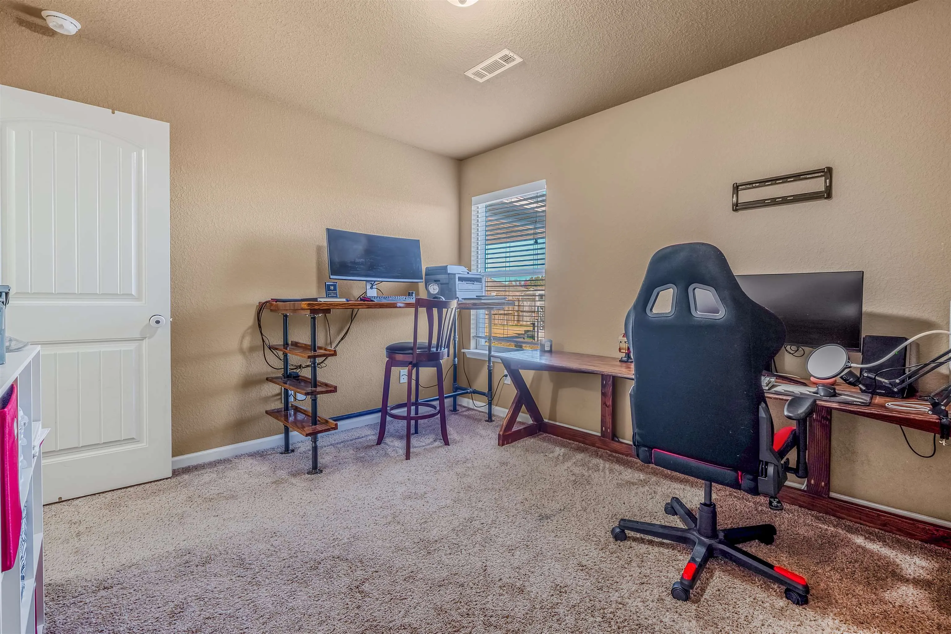 North Little Rock, Arkansas 72117, United States, 4 Bedrooms Bedrooms, ,2 BathroomsBathrooms,Residential,Pending,18737