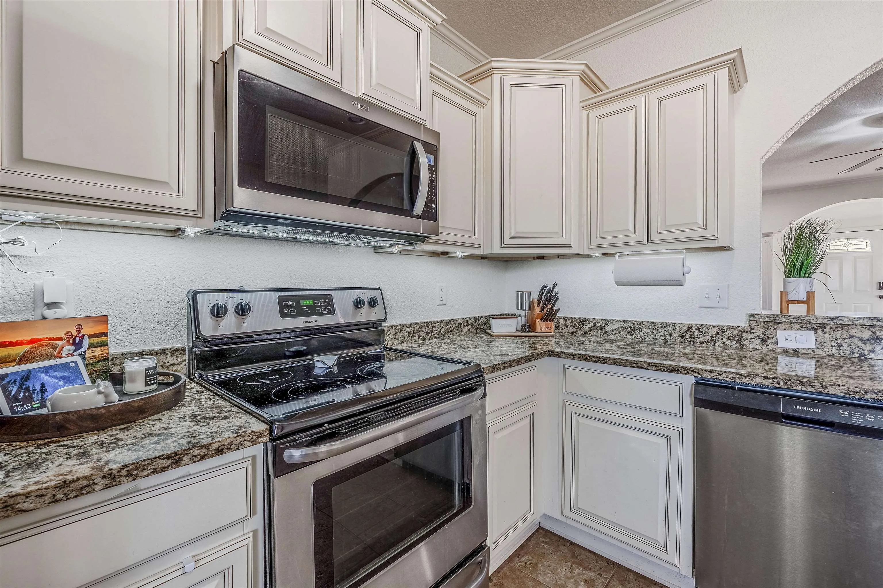 North Little Rock, Arkansas 72117, United States, 4 Bedrooms Bedrooms, ,2 BathroomsBathrooms,Residential,Pending,18737