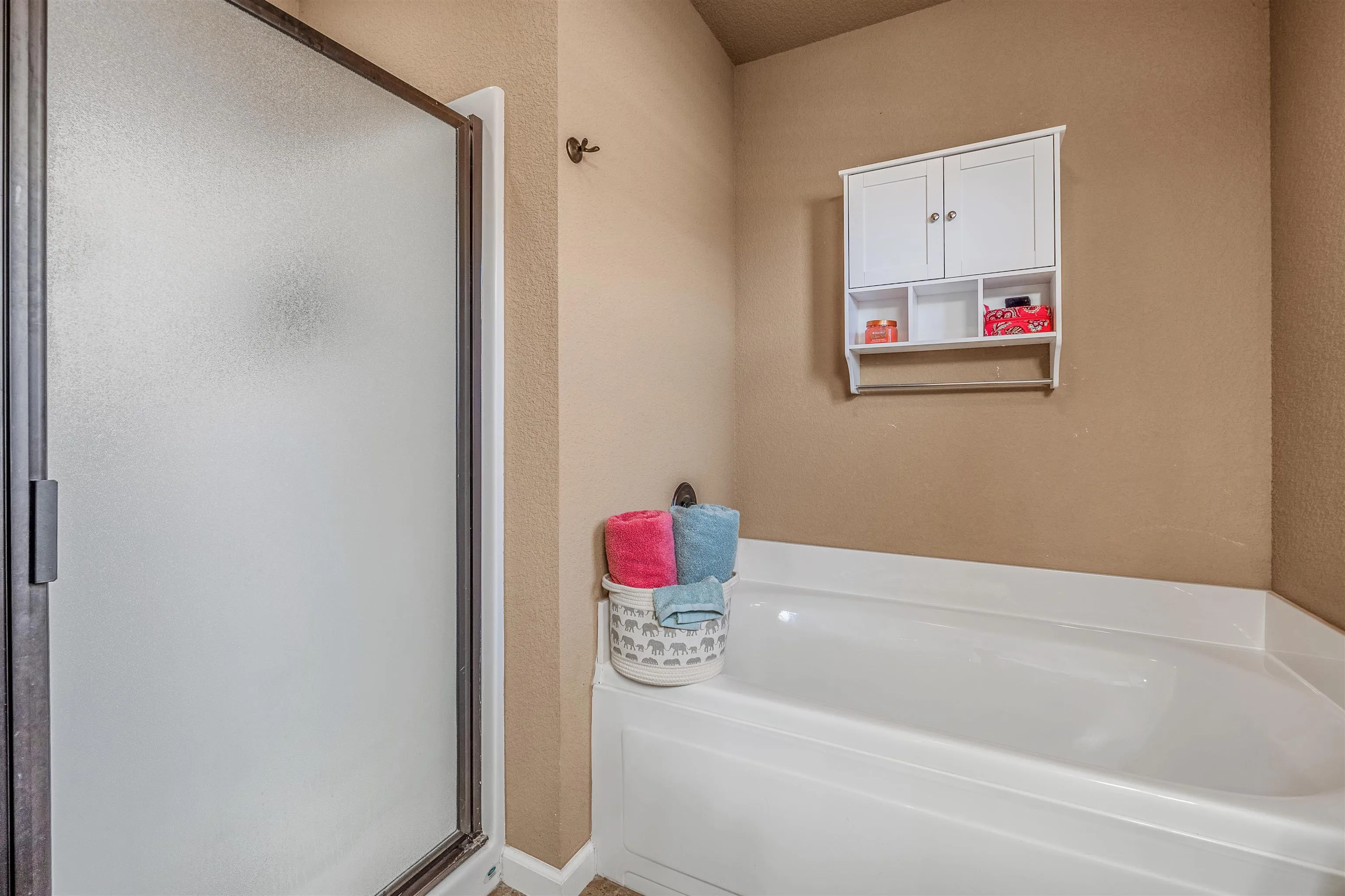 North Little Rock, Arkansas 72117, United States, 4 Bedrooms Bedrooms, ,2 BathroomsBathrooms,Residential,Pending,18737