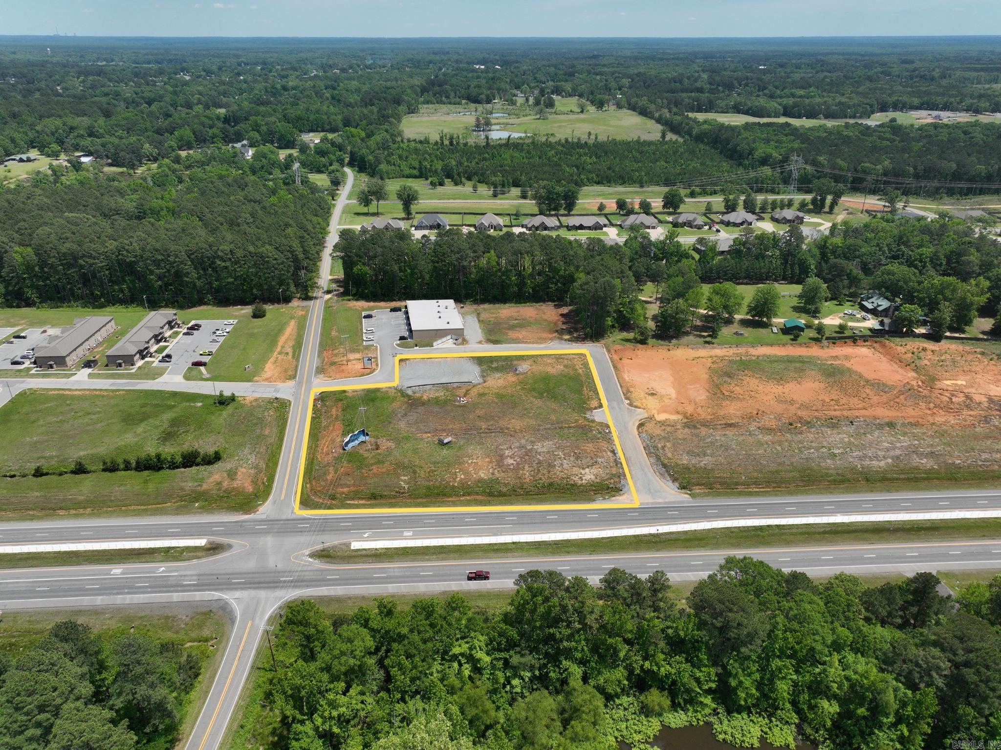 OAK TREE SOUTH - Commercial Sale