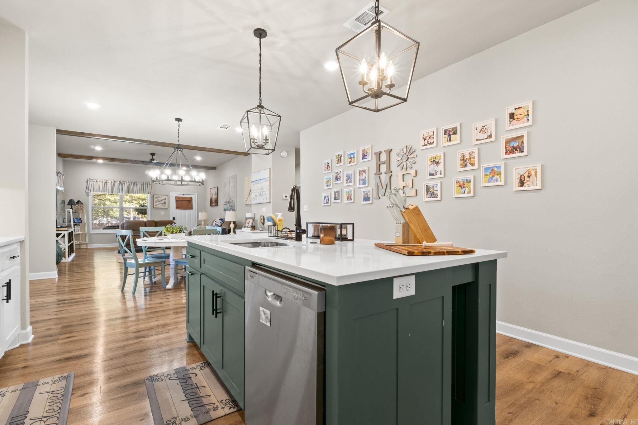 OAK CREEK - Residential