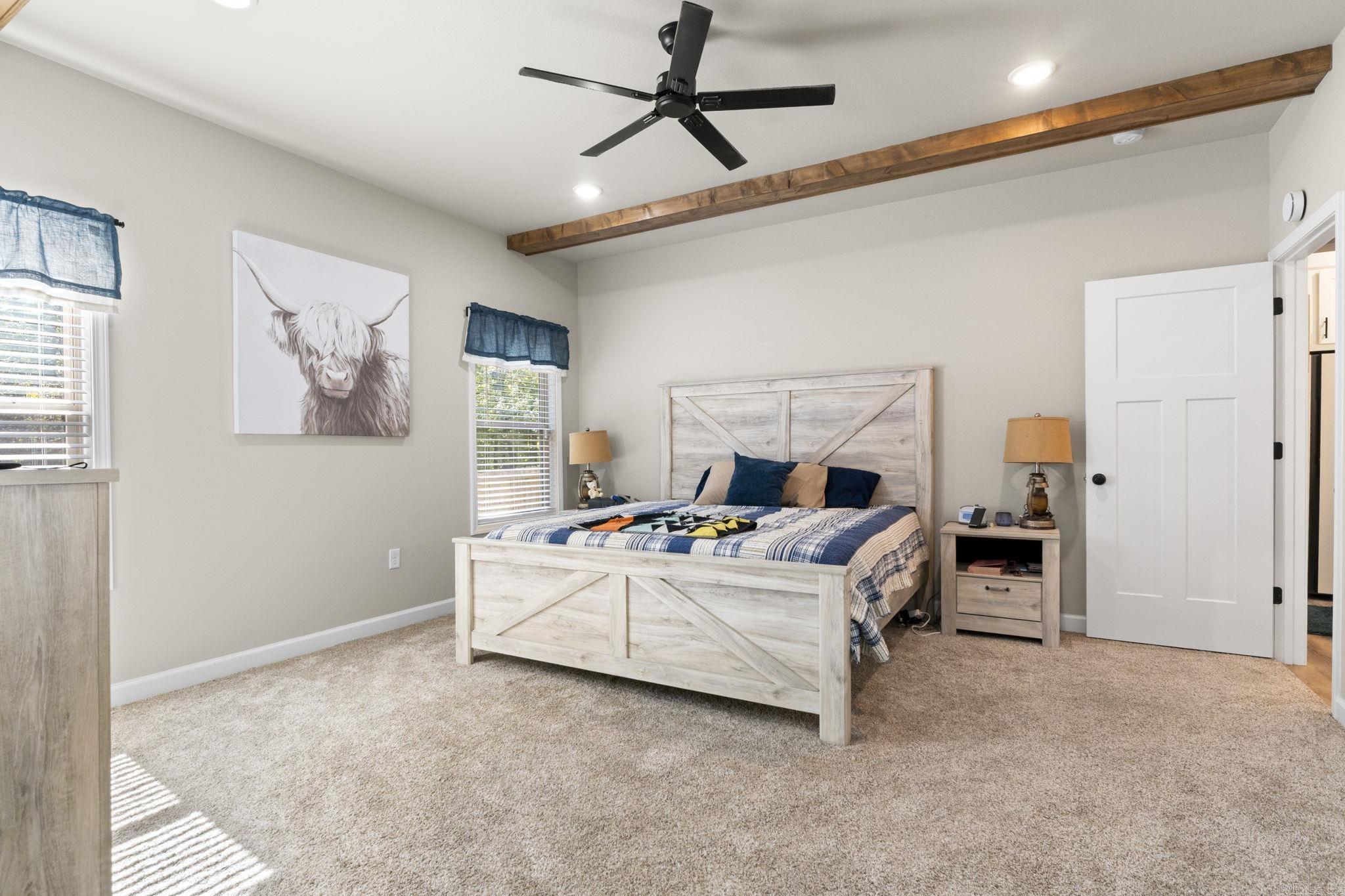 OAK CREEK - Residential