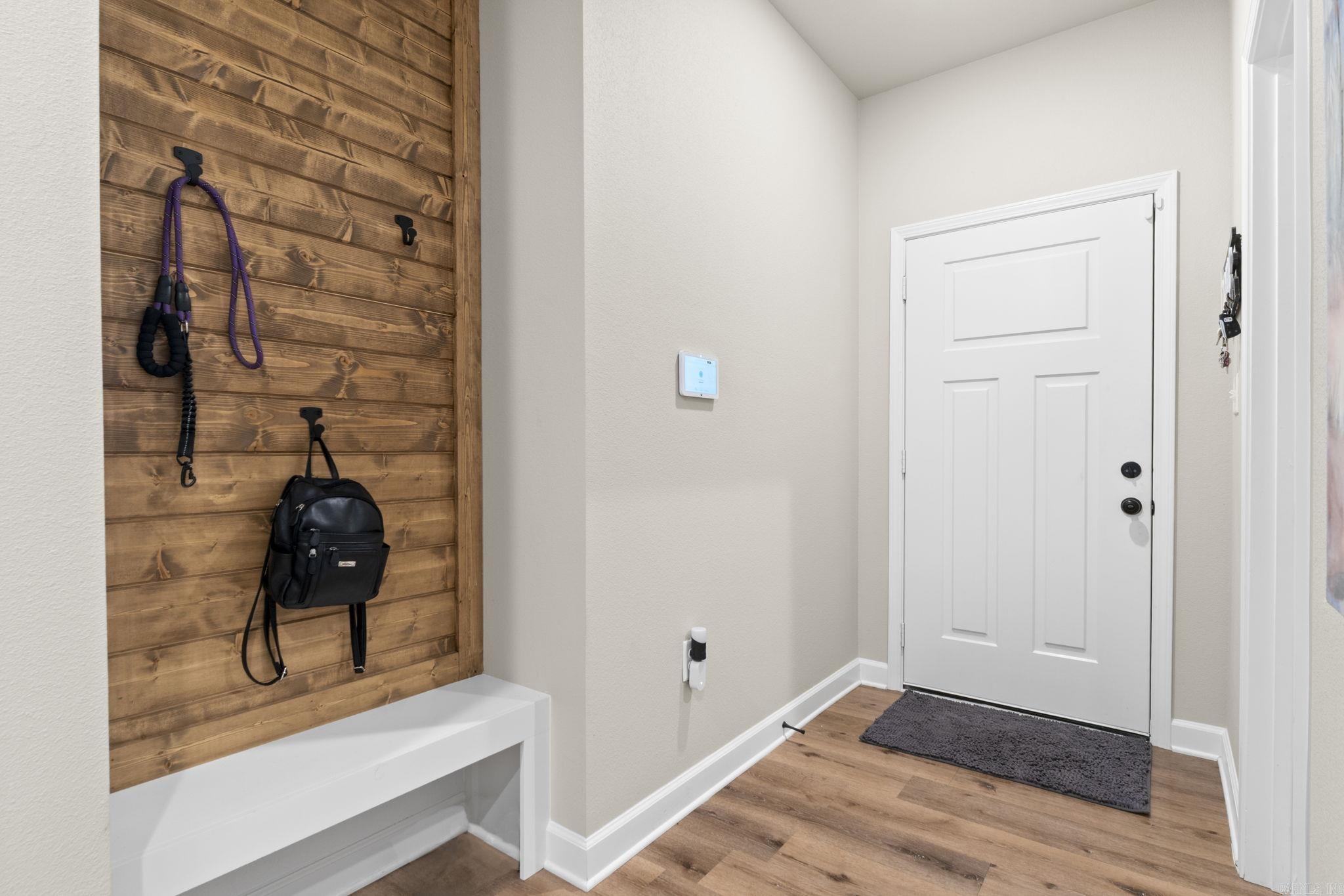 OAK CREEK - Residential