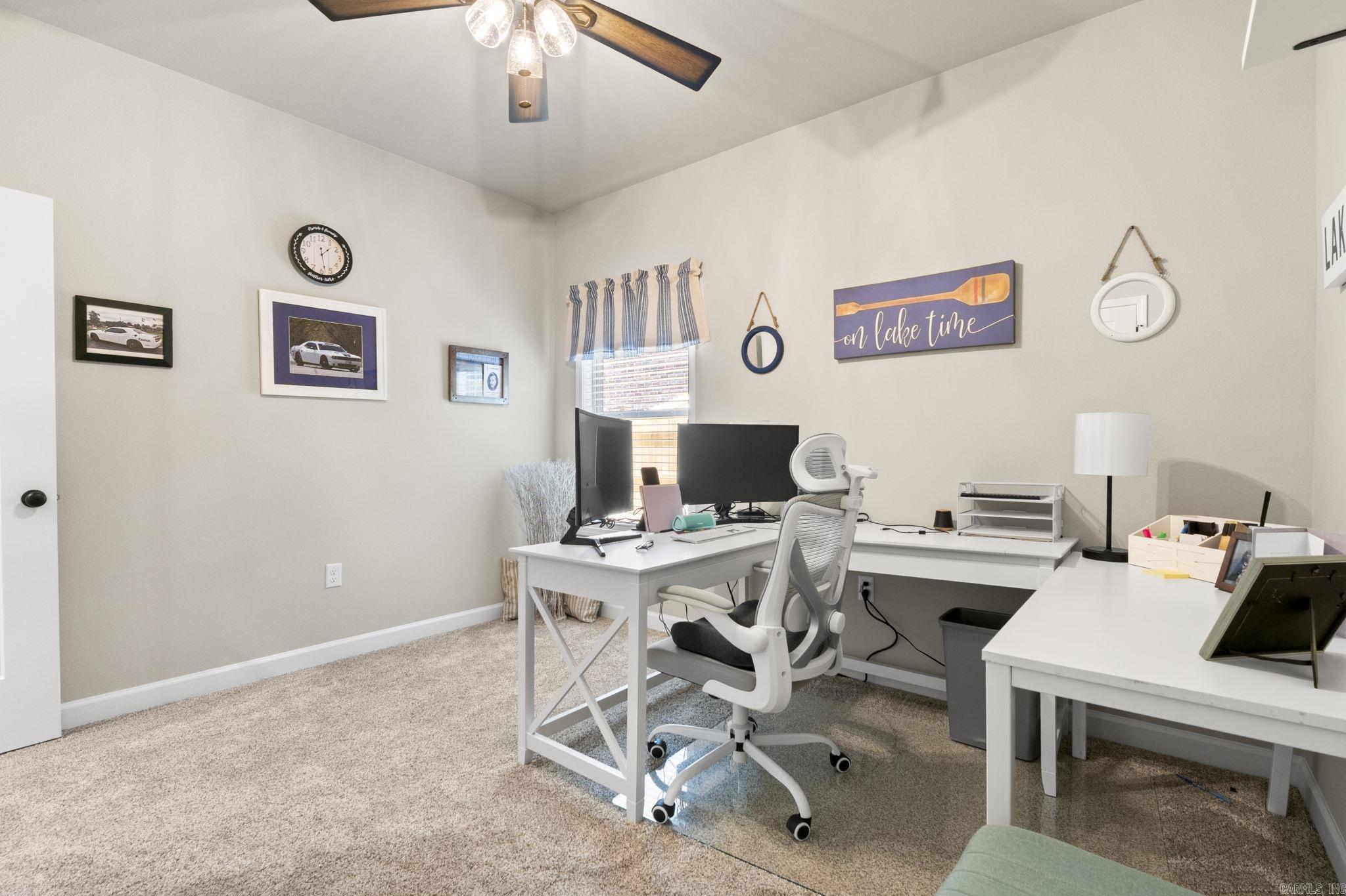 OAK CREEK - Residential