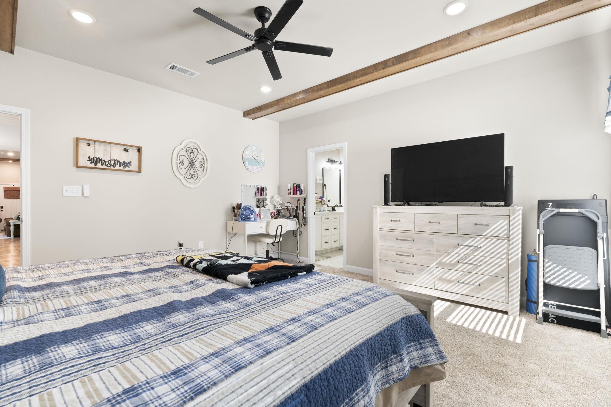 OAK CREEK - Residential