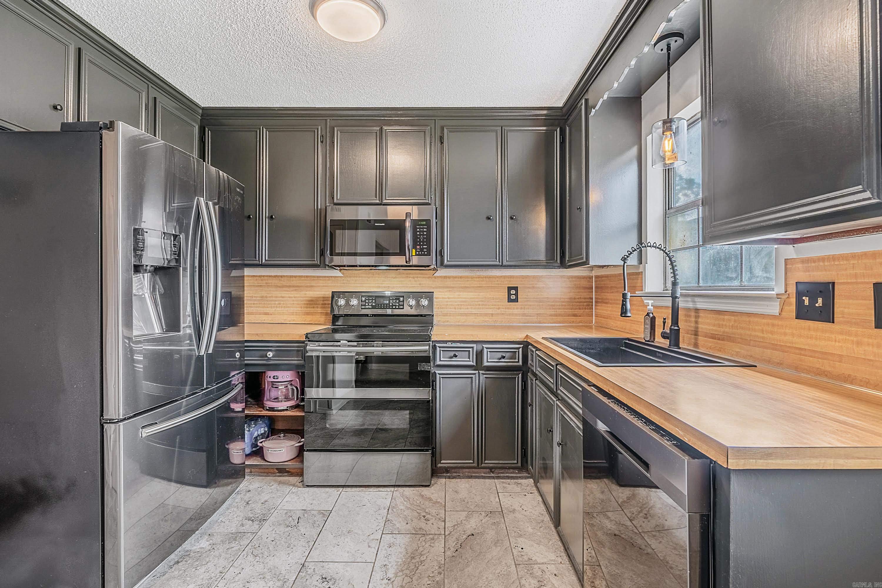 HUDSONS - Residential