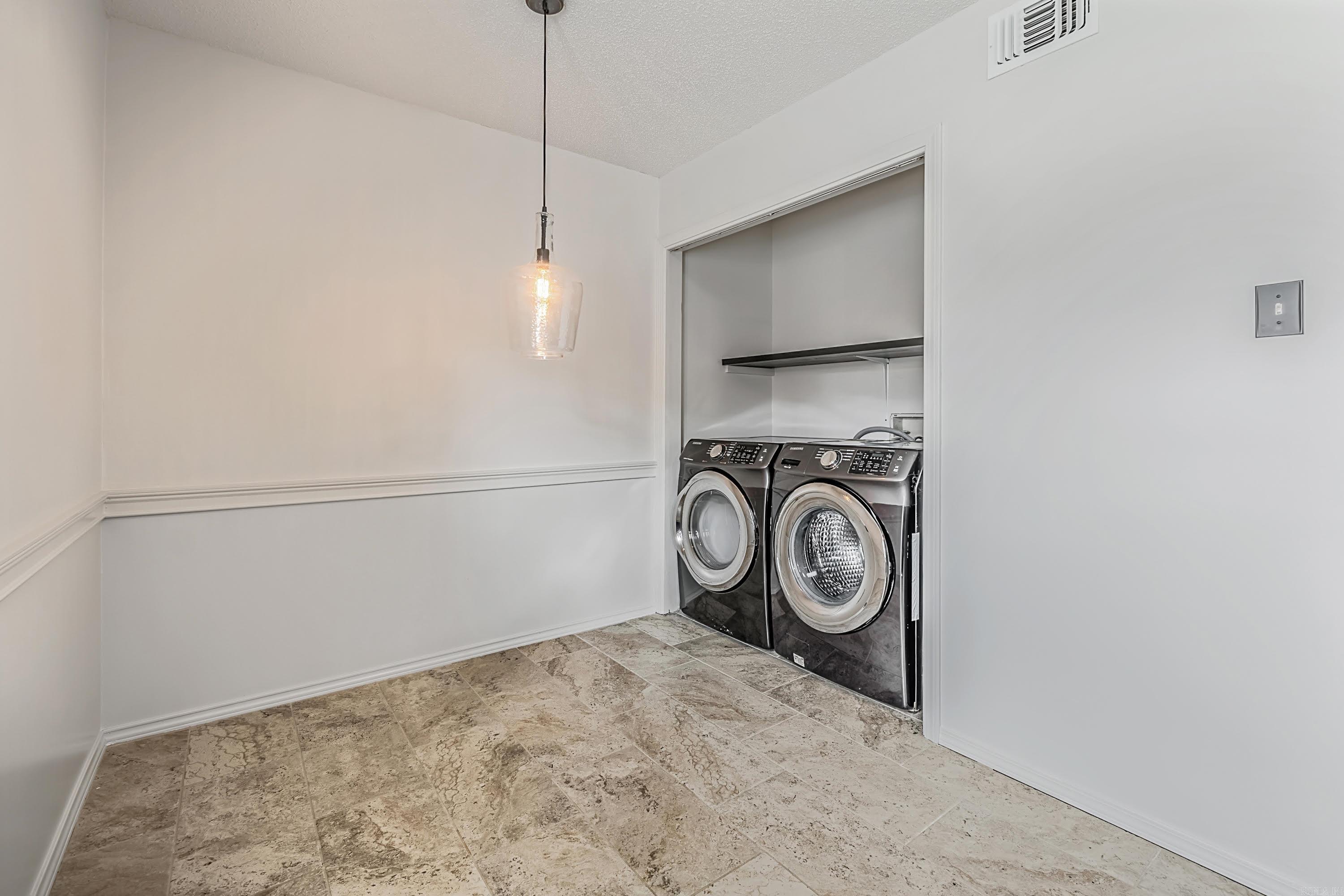 HUDSONS - Residential