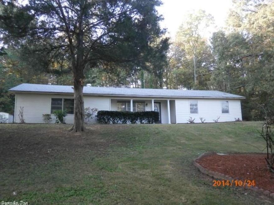 ALL OFFERS MUST BE SUBMITTED BY THE BUYERS AGENT VIA OFFERSUBMISSION.COM, ID# 5023547. NO PAPERWORK REQUIRED UNTIL TERMS ACCEPTED. BUYER PAYS $300 FEE AT CLOSING. Come see this great home that is located on over 2 acres in the quiet Rolling Hills Subdivision. Home has all new paint, flooring, roof, kitchen appliances and much more. SHOW THIS HOUSE TODAY!